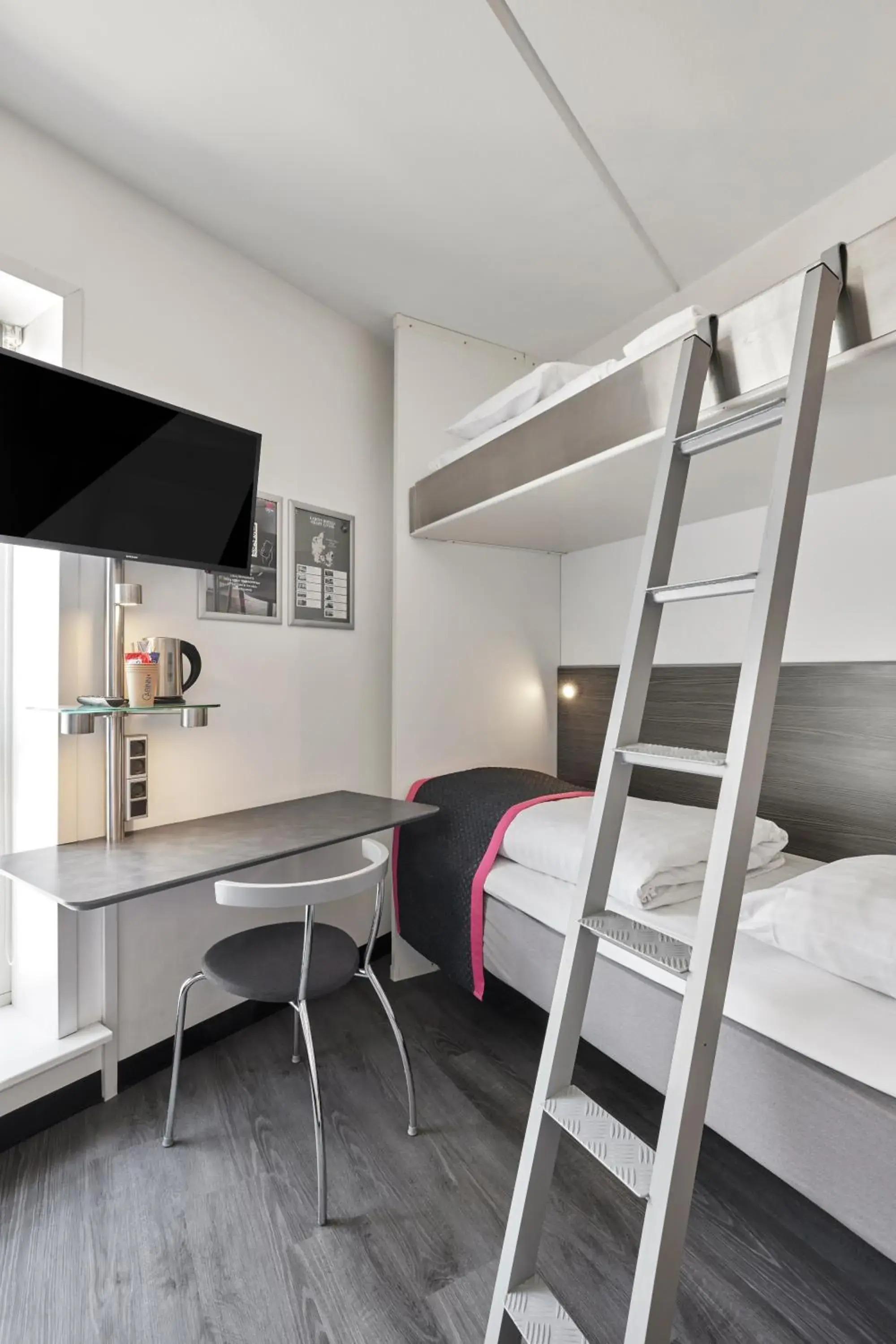 Bed in Cabinn City Bed in Cabinn City