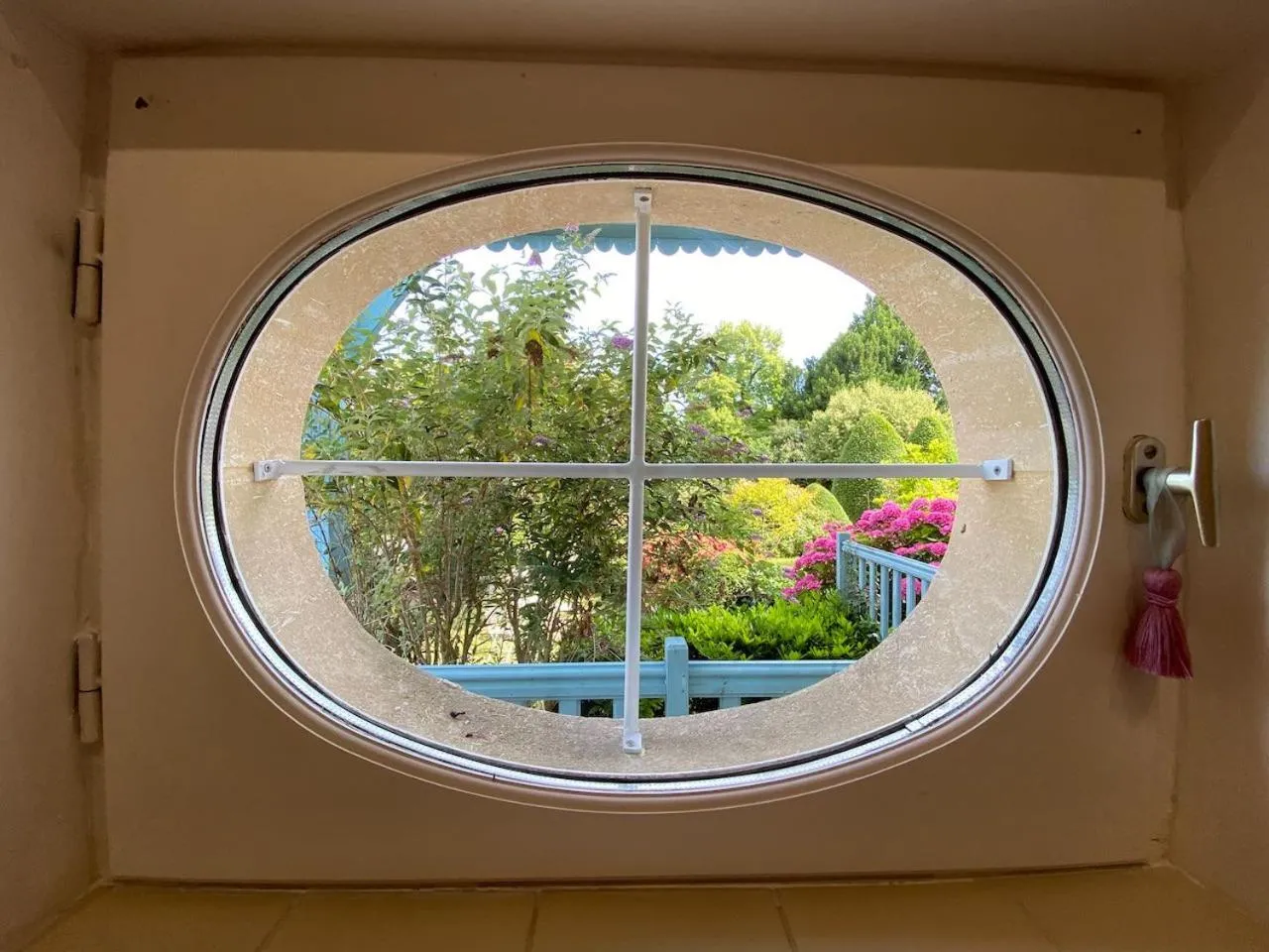 Garden view in Maison Olea