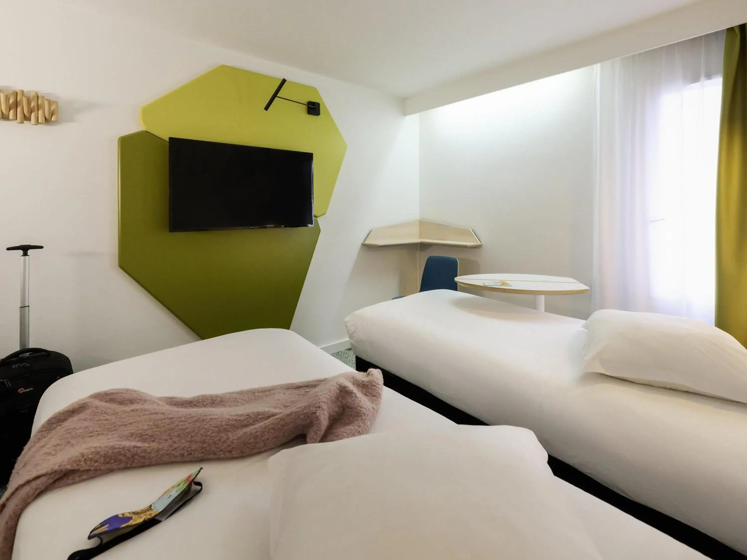 Bedroom, Bed in ibis Styles Bordeaux Begles Arena Bedroom, Bed in ibis Styles Bordeaux Begles Arena