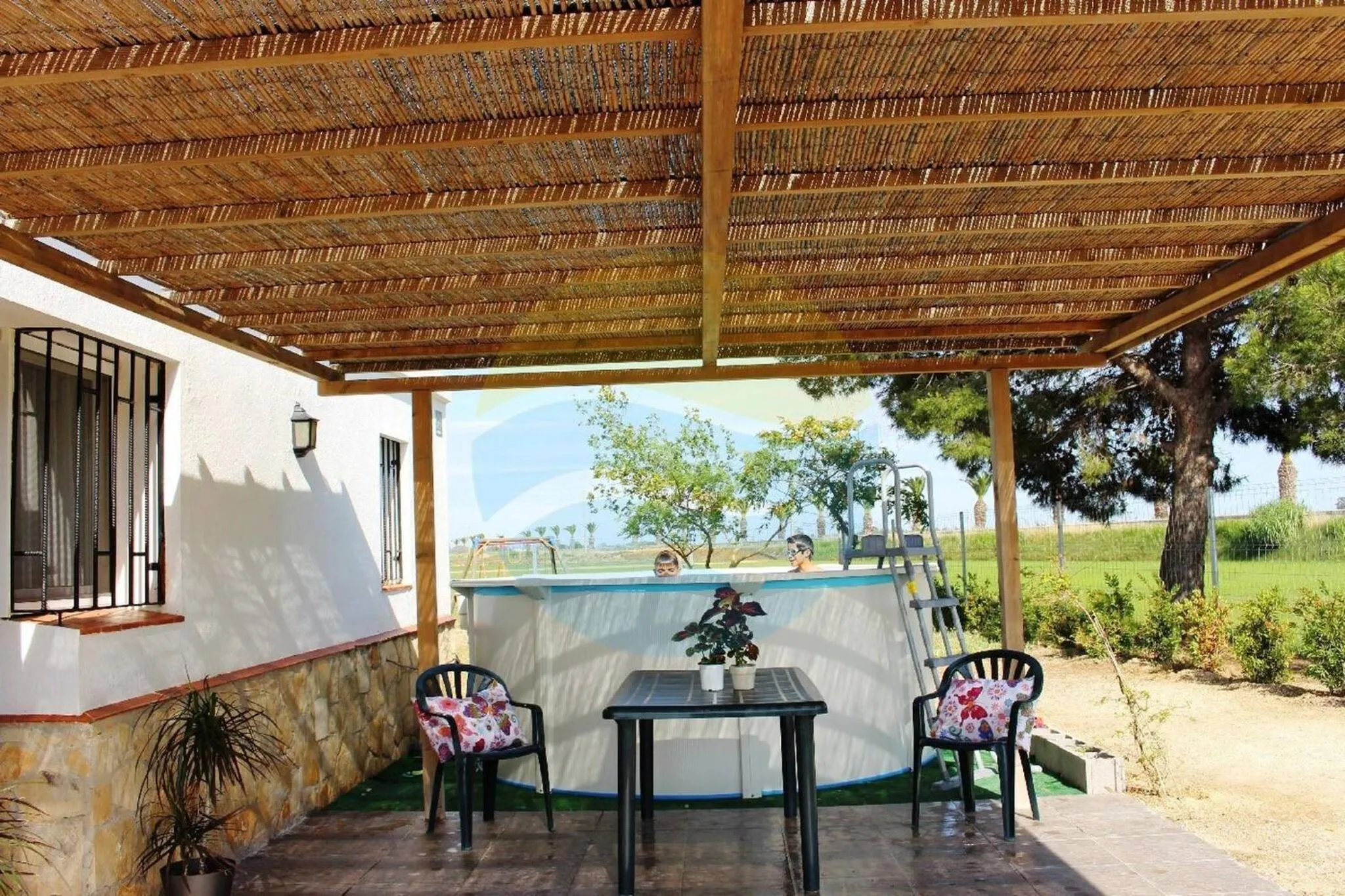 Quet - Casa rural con piscina privada en el Delta del Ebro - Deltavacaciones