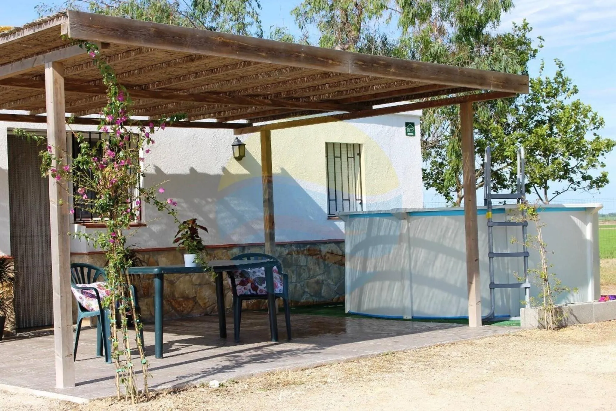 Quet - Casa rural con piscina privada en el Delta del Ebro - Deltavacaciones