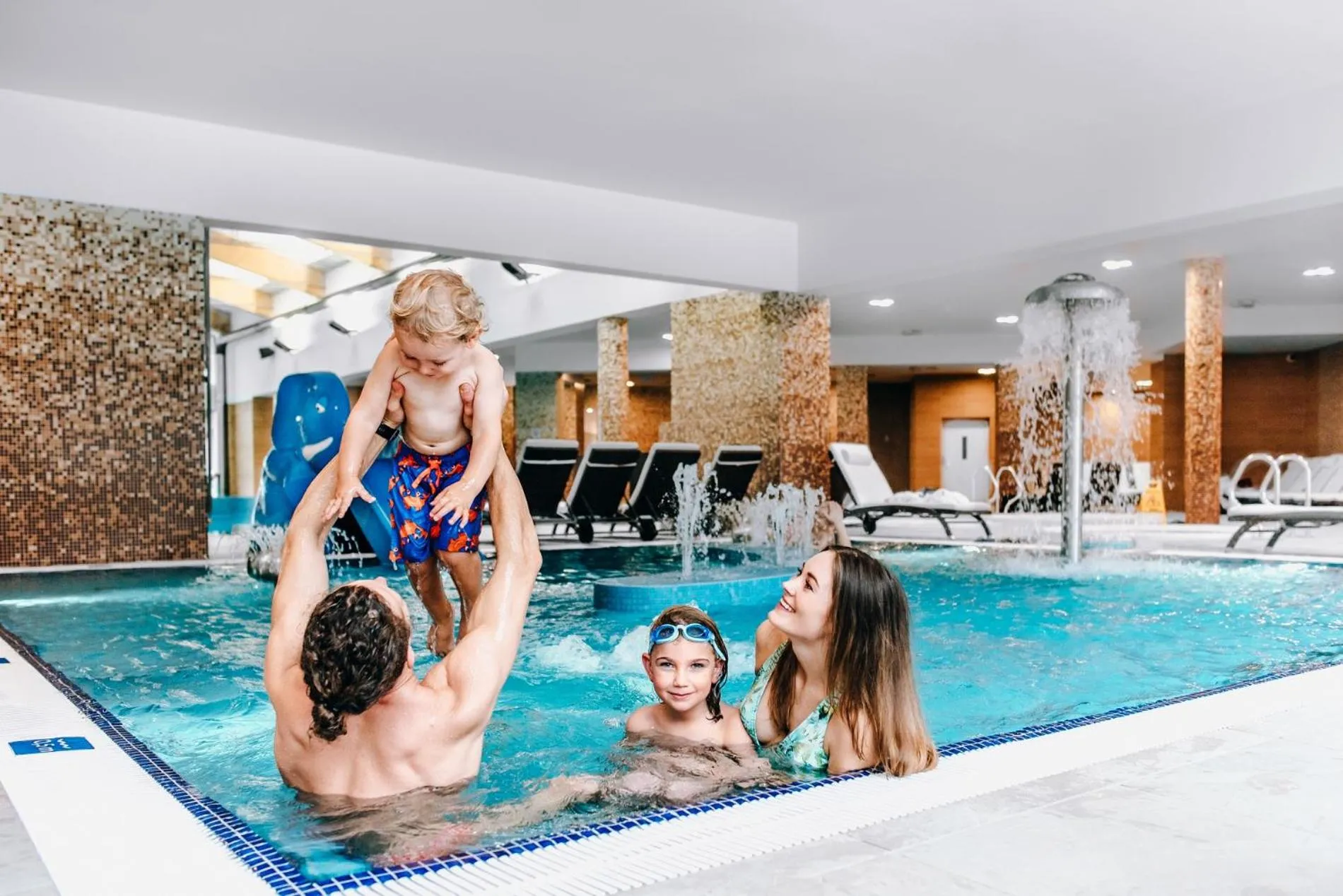 Swimming pool in Blue Mountain Resort