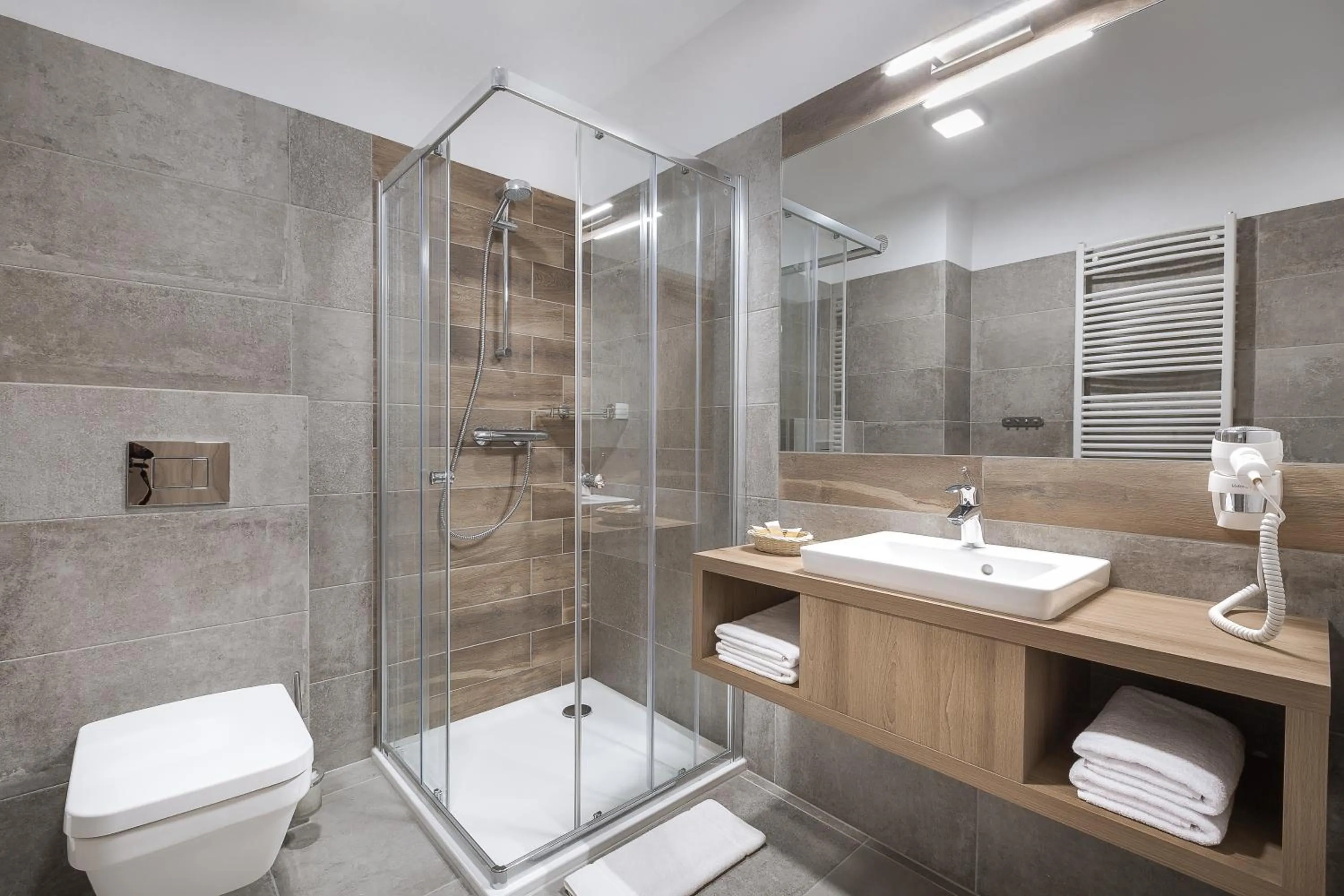 Photo of the whole room in Blue Mountain Resort