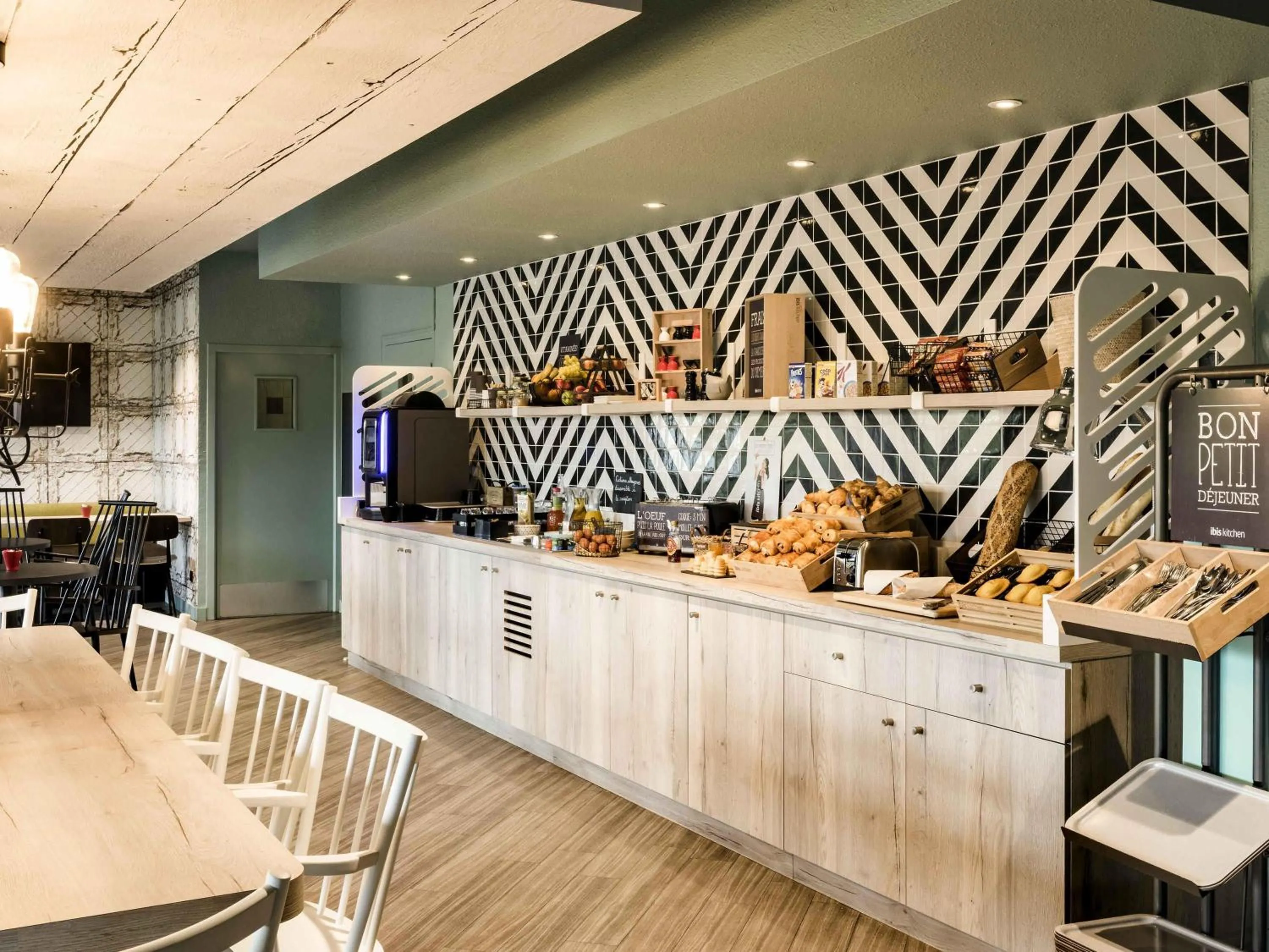 Breakfast in ibis Creil Sur Oise