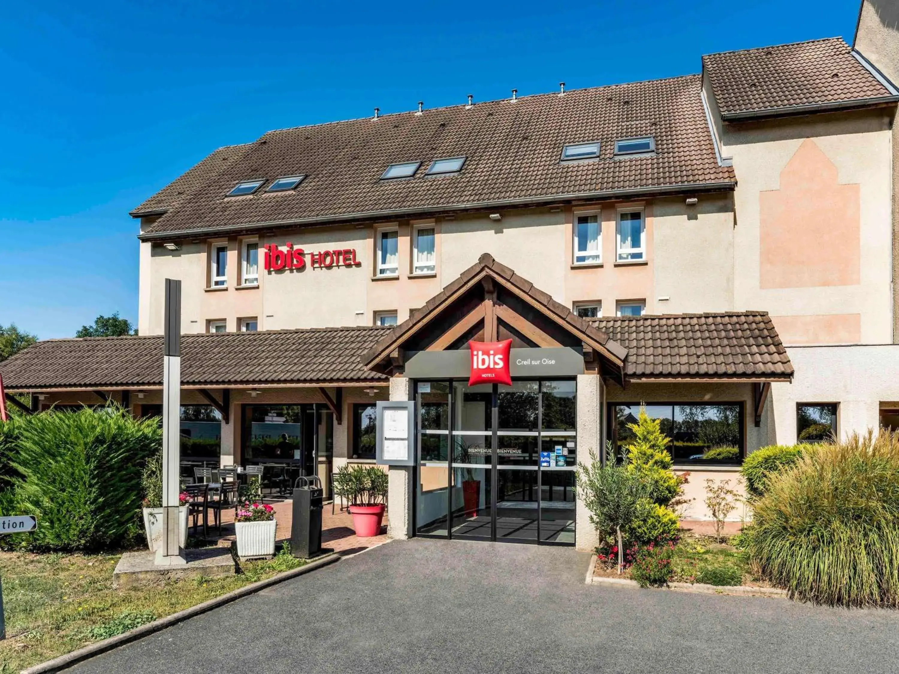 Property building in ibis Creil Sur Oise Property building in ibis Creil Sur Oise