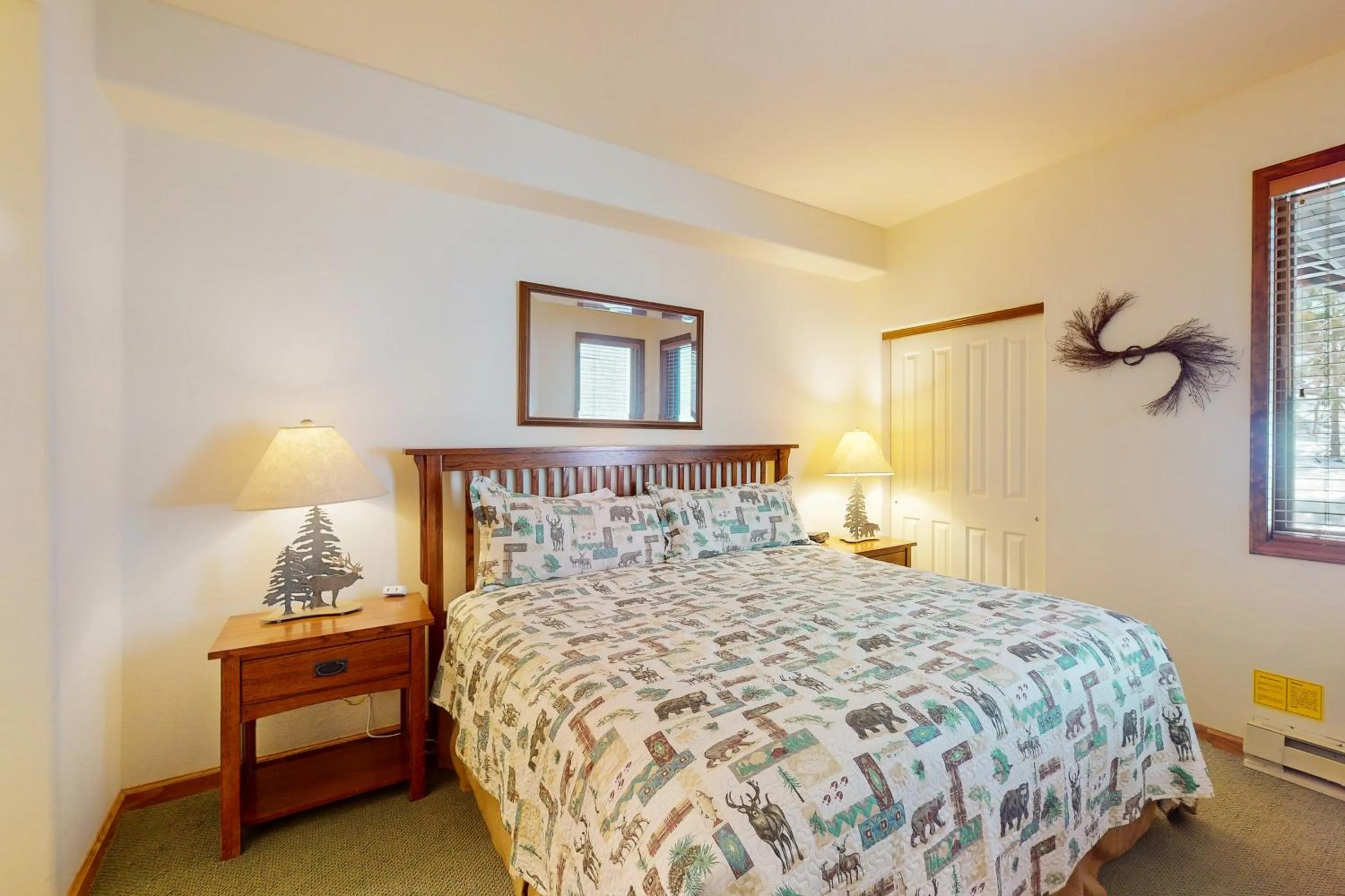 Bed in Eagle Run 113