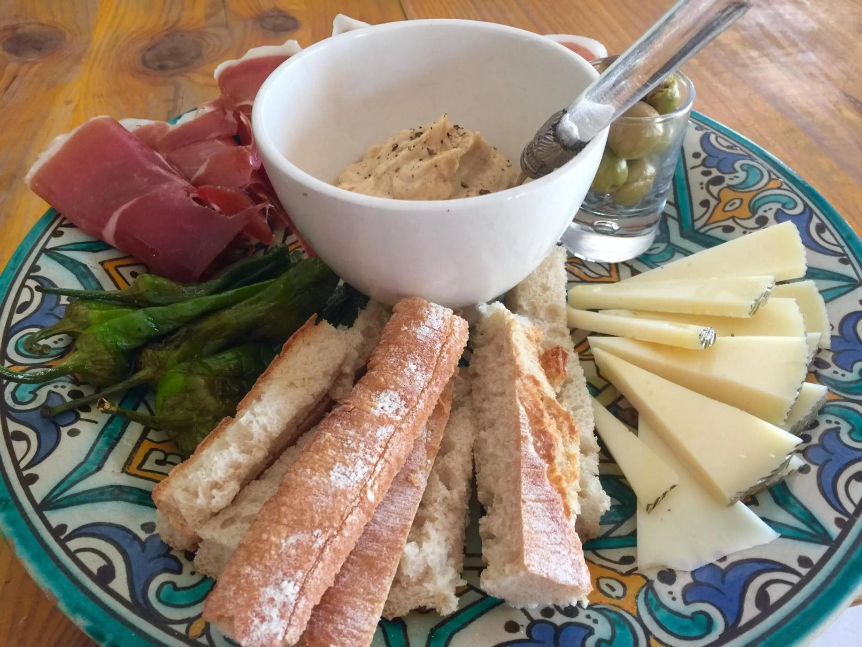 Restaurant/places to eat in Finca Mil Estrellas