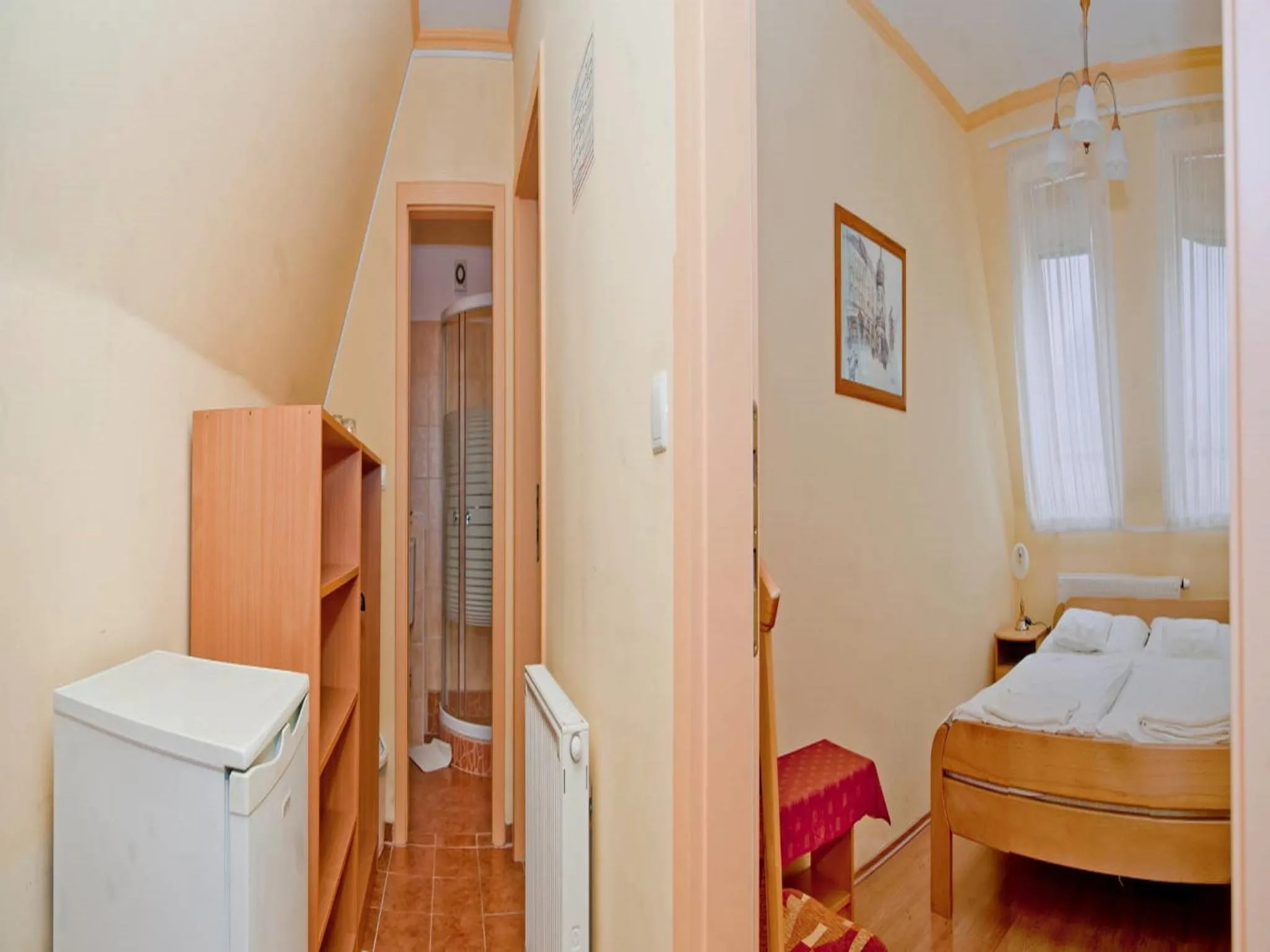 Bedroom, Bed in Belvárosi Panzió