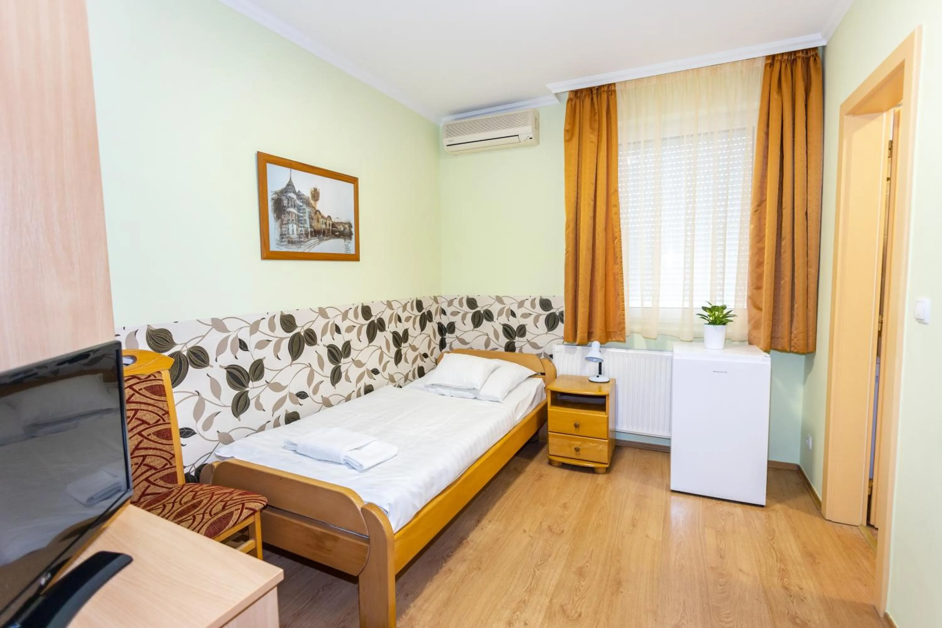Bed in Belvárosi Panzió