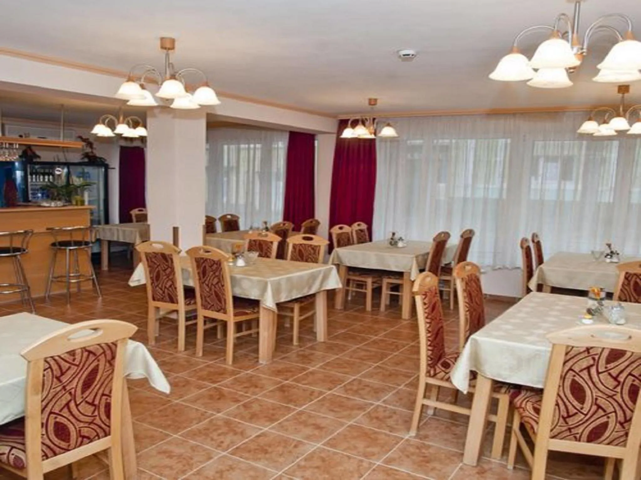 Restaurant/places to eat in Belvárosi Panzió