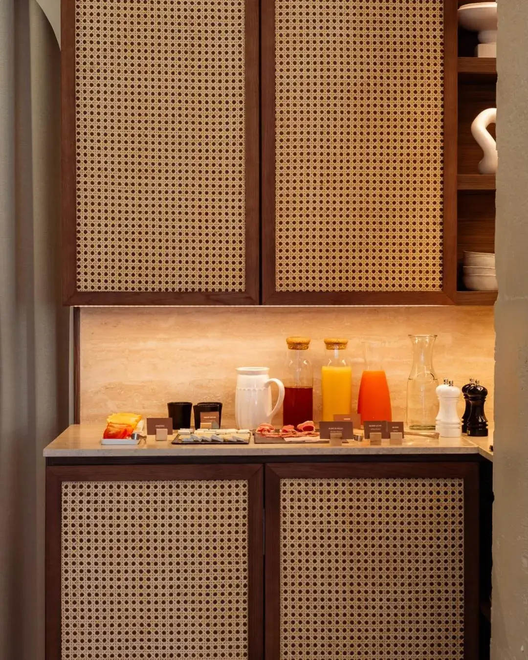 Breakfast in Hôtel BASSS Breakfast in Hôtel BASSS