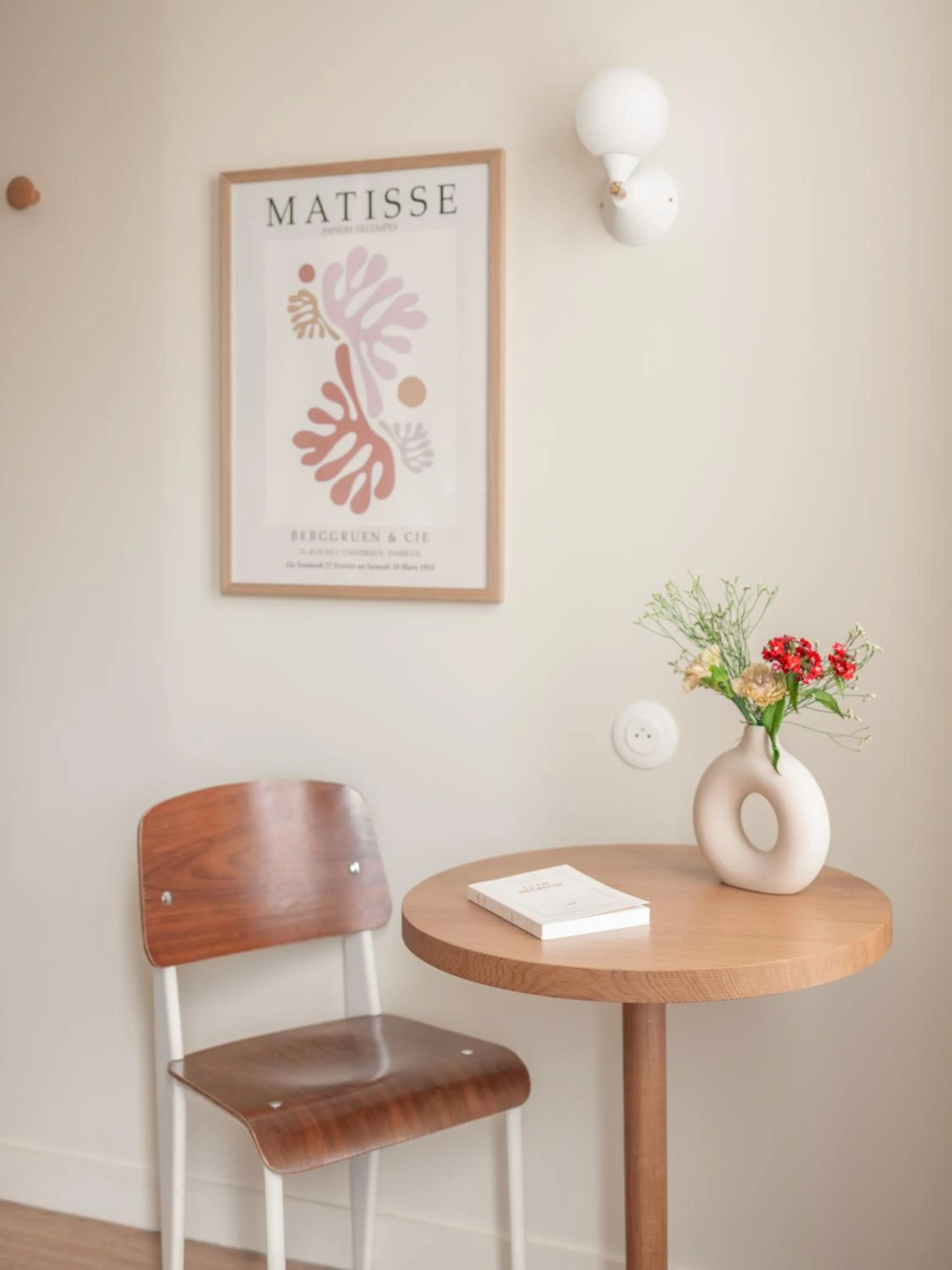 Decorative detail in Hôtel BASSS