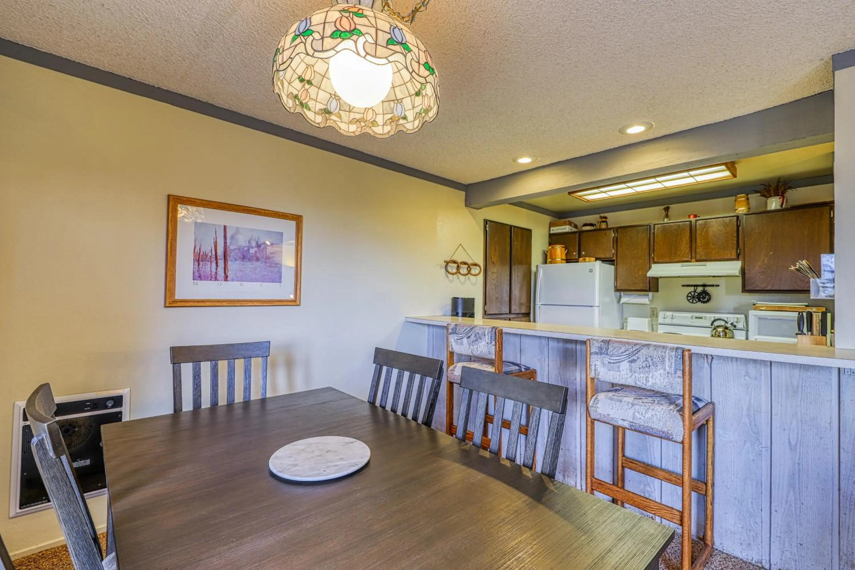 Mammoth Ski & Racquet 124