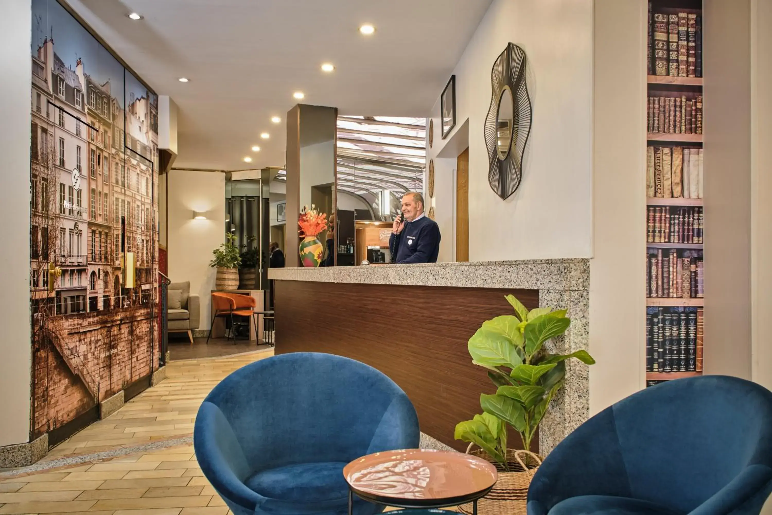 Lobby or reception in Abaca Messidor by Happyculture Lobby or reception in Abaca Messidor by Happyculture