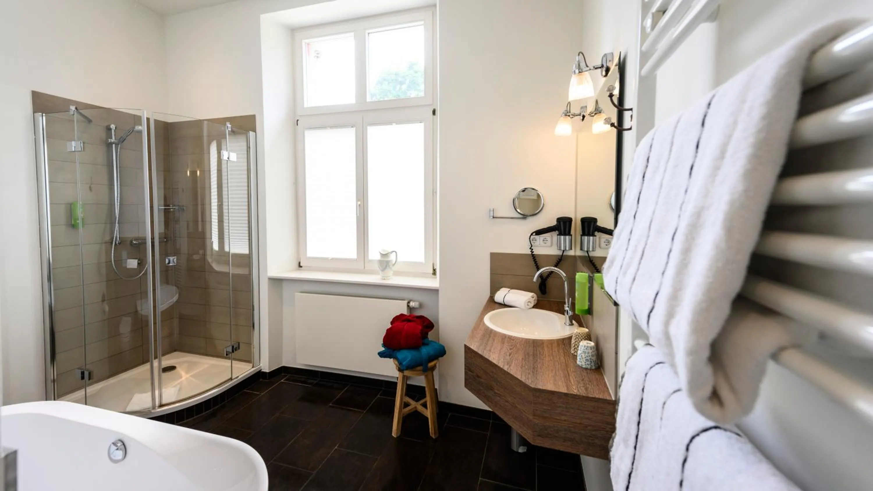 Bathroom in Schloss Kaarz mit Park