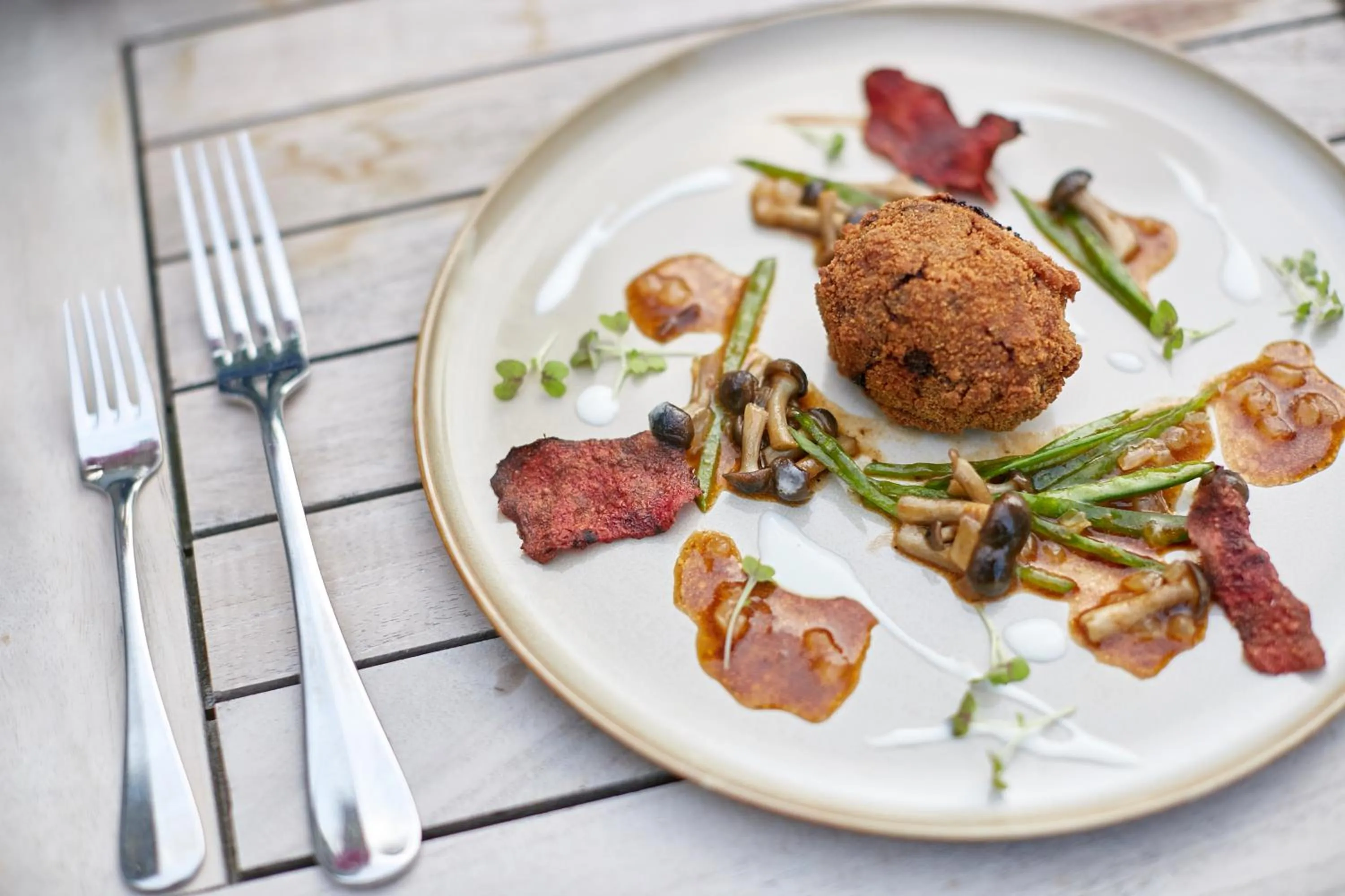 Restaurant/places to eat in Schloss Kaarz mit Park