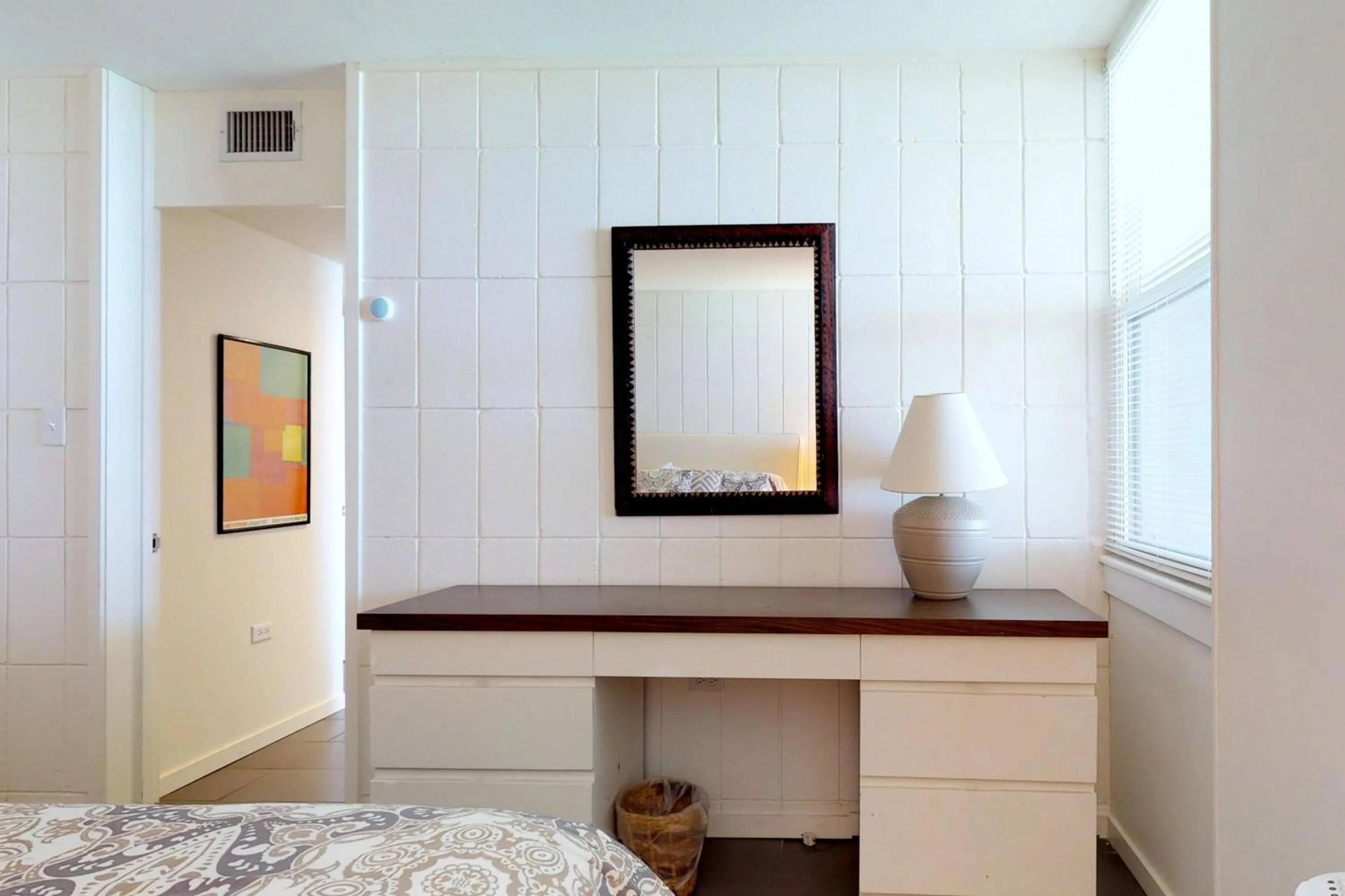 Bed in La Playa Condominium 209