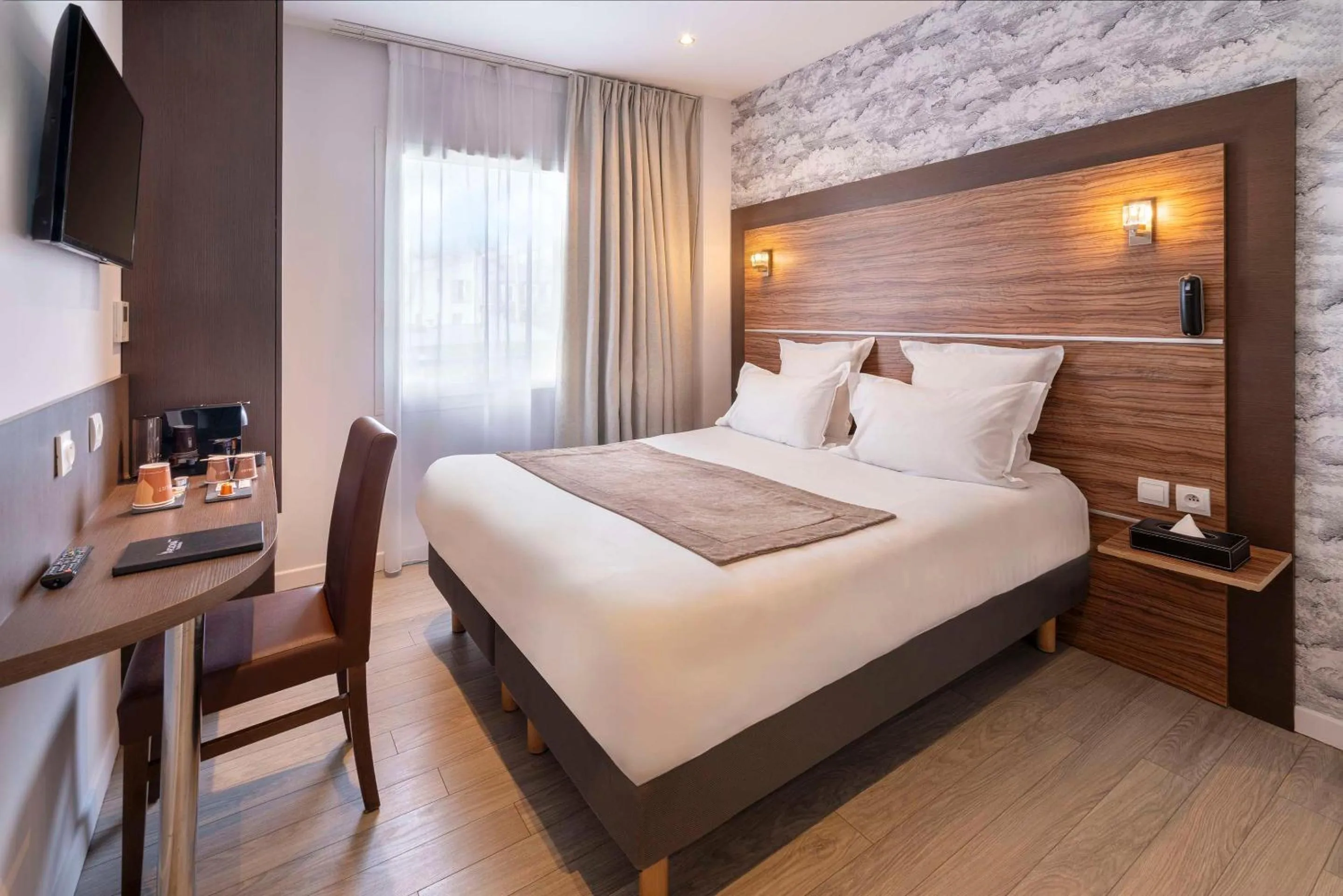 Bedroom, Bed in Hotel Apolonia Paris Mouffetard, Sure Hotel Collection by Best Western