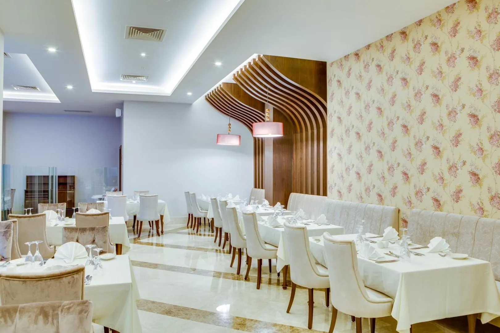 Restaurant/places to eat in Demircioğlu Park Hotel