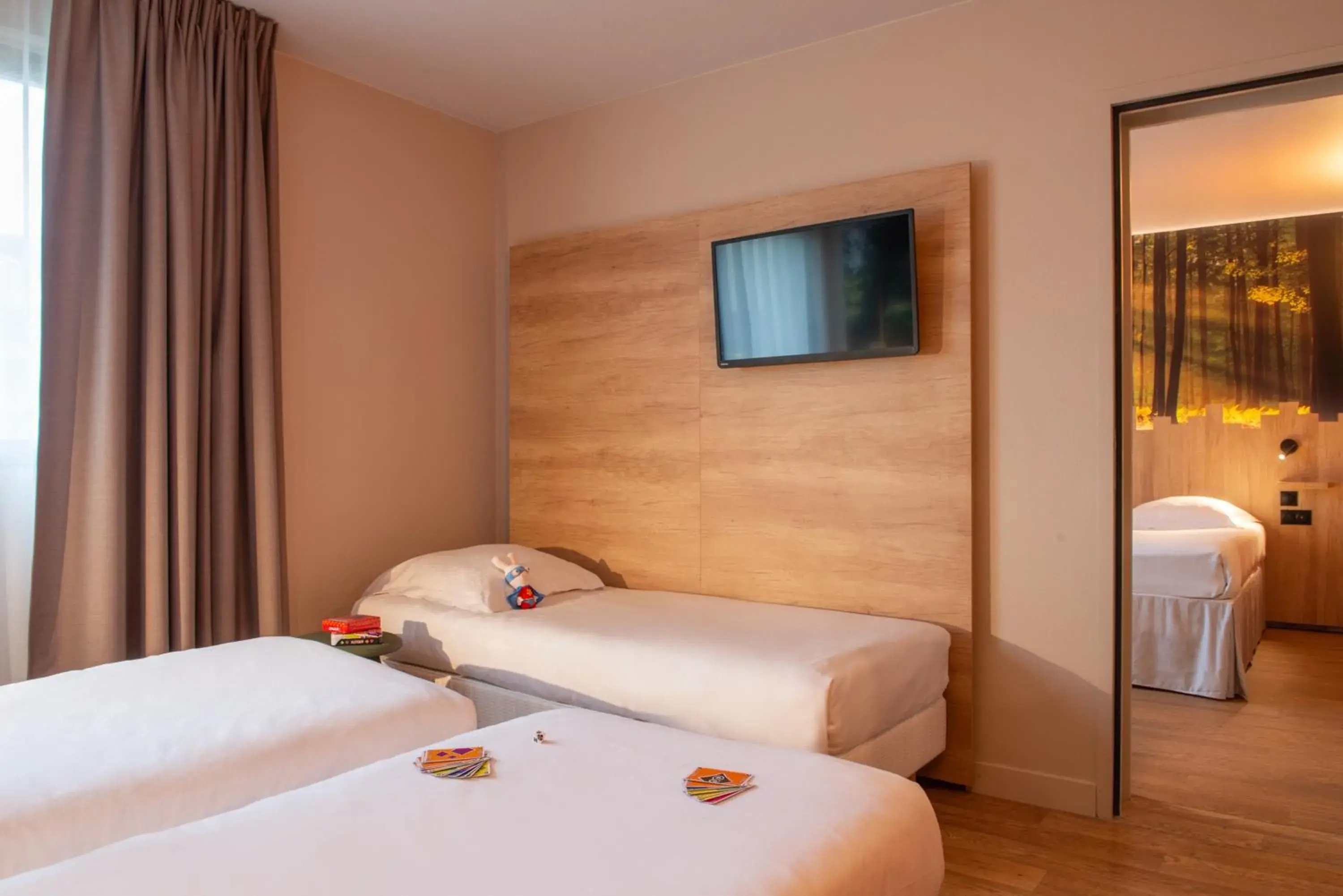 Bedroom, Bed in The Originals City, Hotel Alteora, Poitiers Site du Futuroscope (Inter-Hotel)
