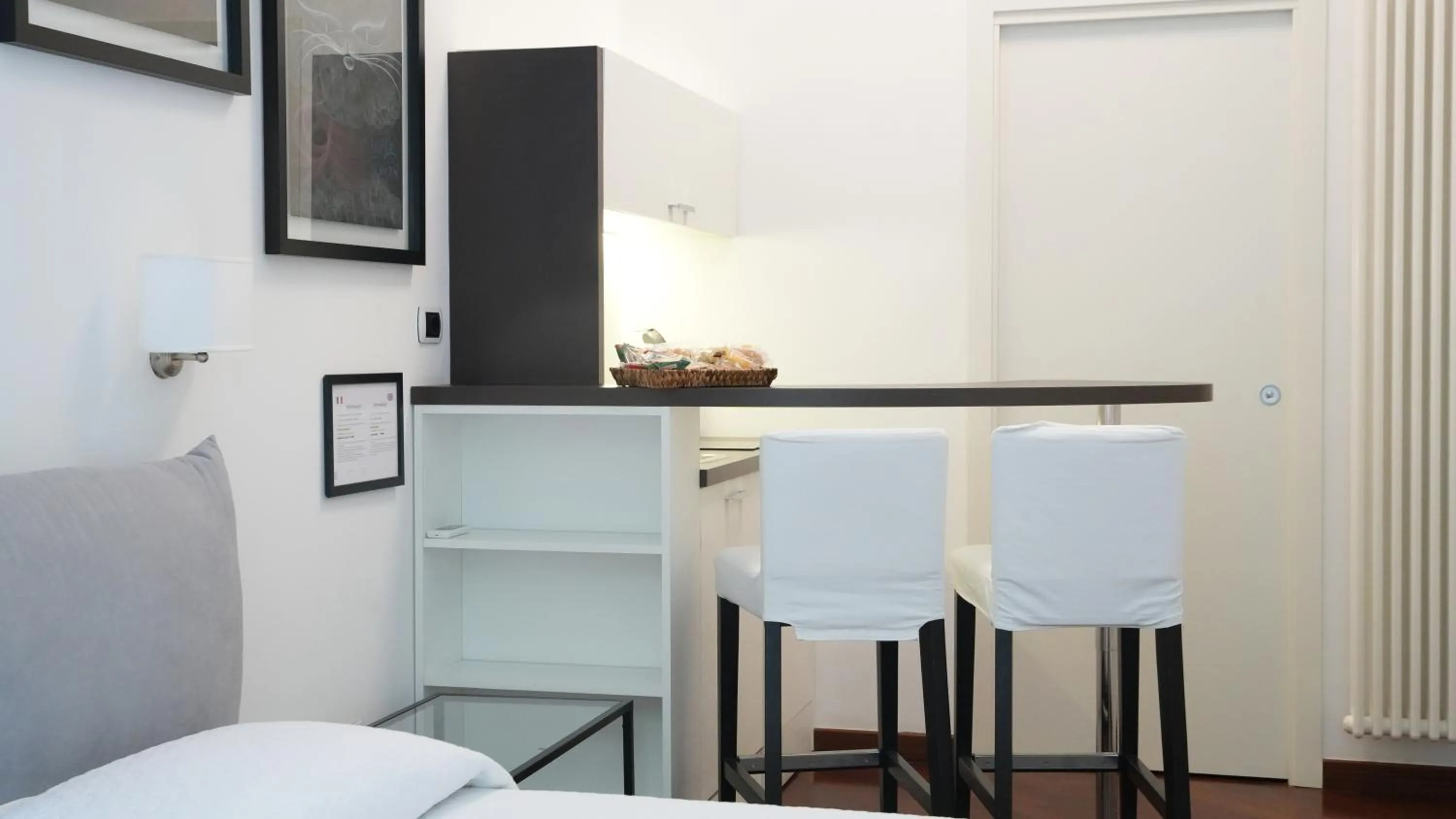 Bedroom in Luca Giordano 142 B&B