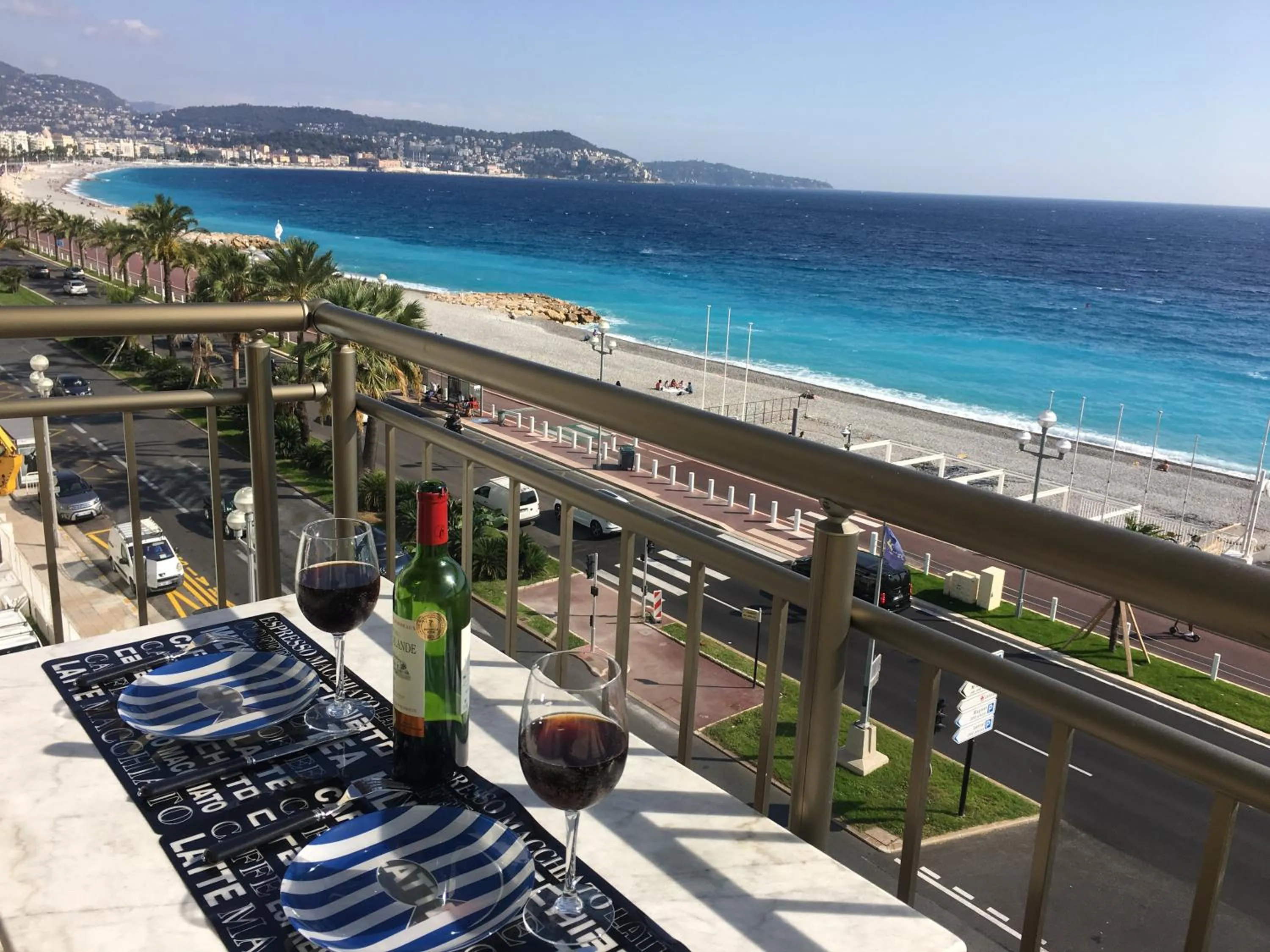 LE MIRAGE, SEA FRONT view, 3 bedrooms, 100m