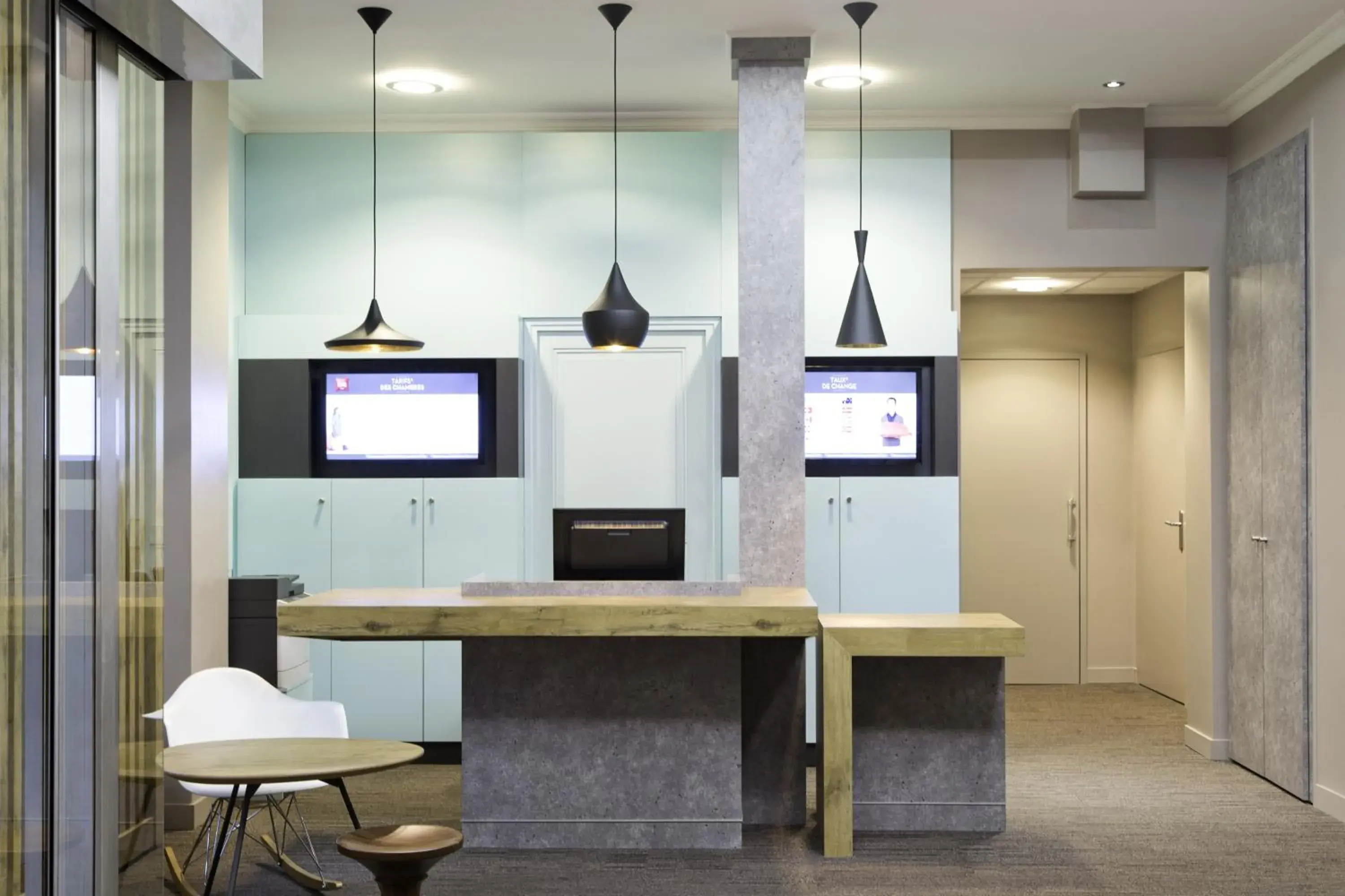 Lobby or reception in ibis Paris Gare du Nord TGV Lobby or reception in ibis Paris Gare du Nord TGV