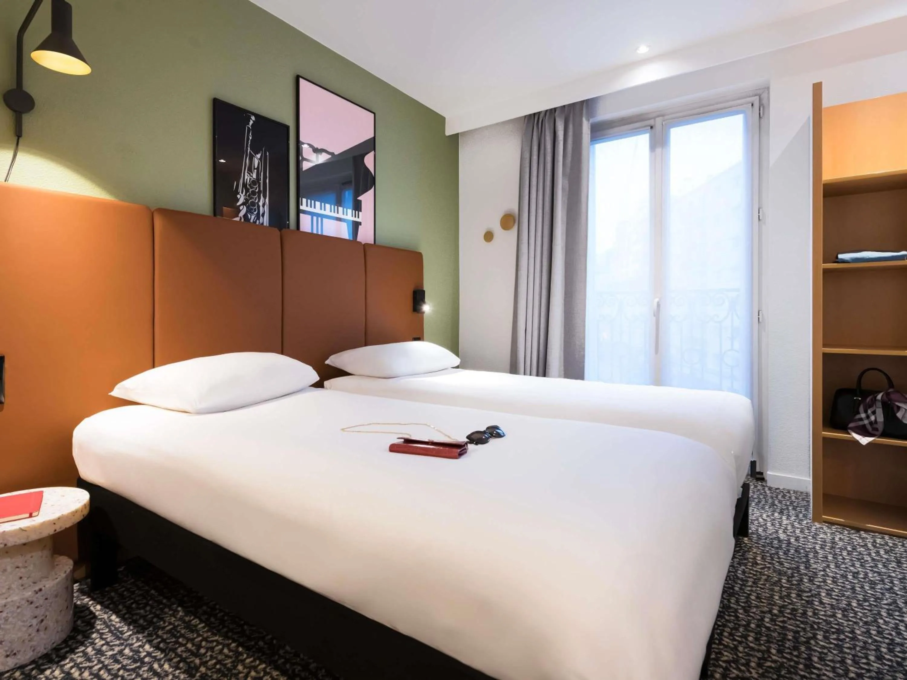Bedroom, Bed in ibis Paris Gare du Nord TGV