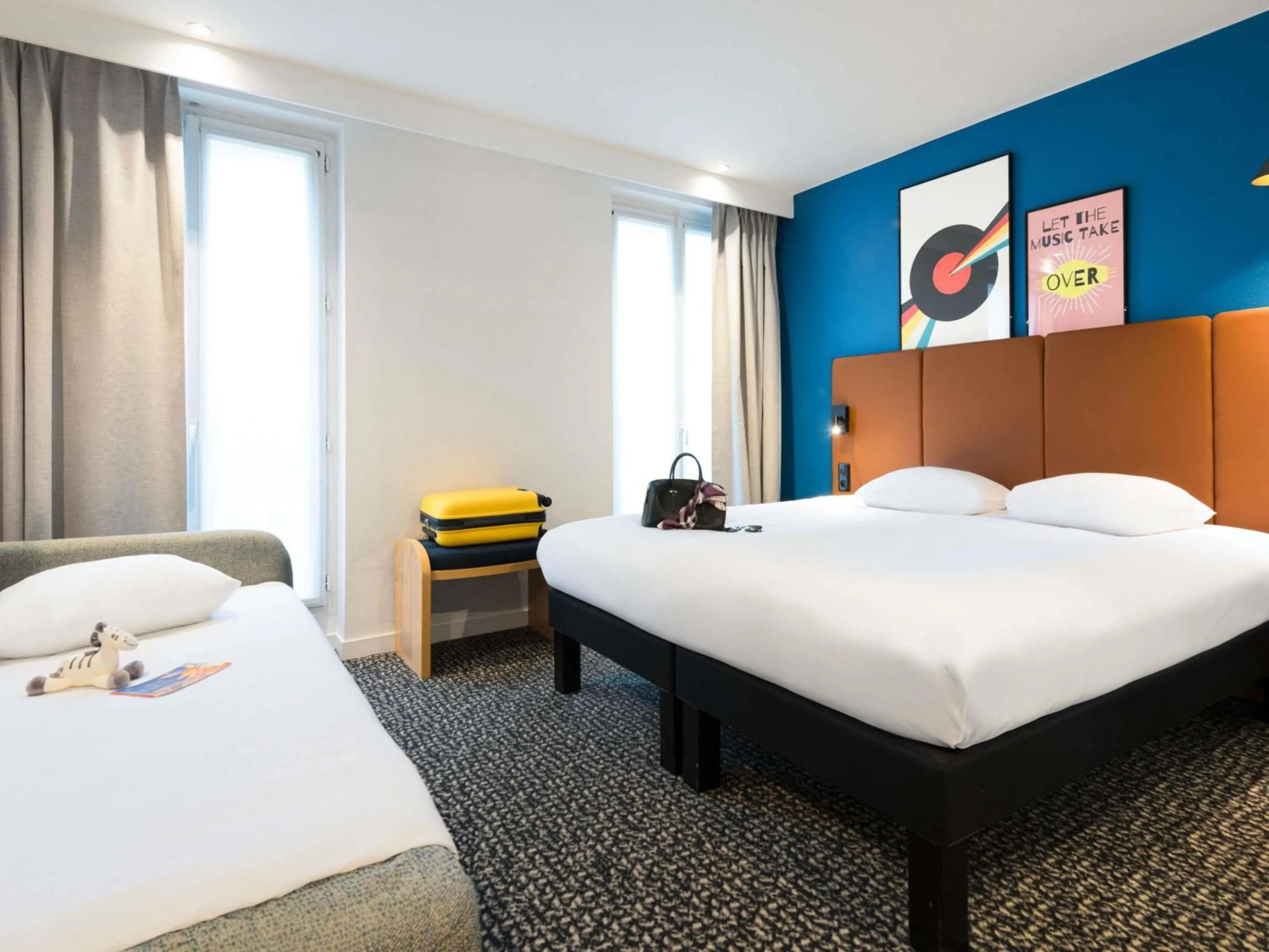 Bedroom, Bed in ibis Paris Gare du Nord TGV