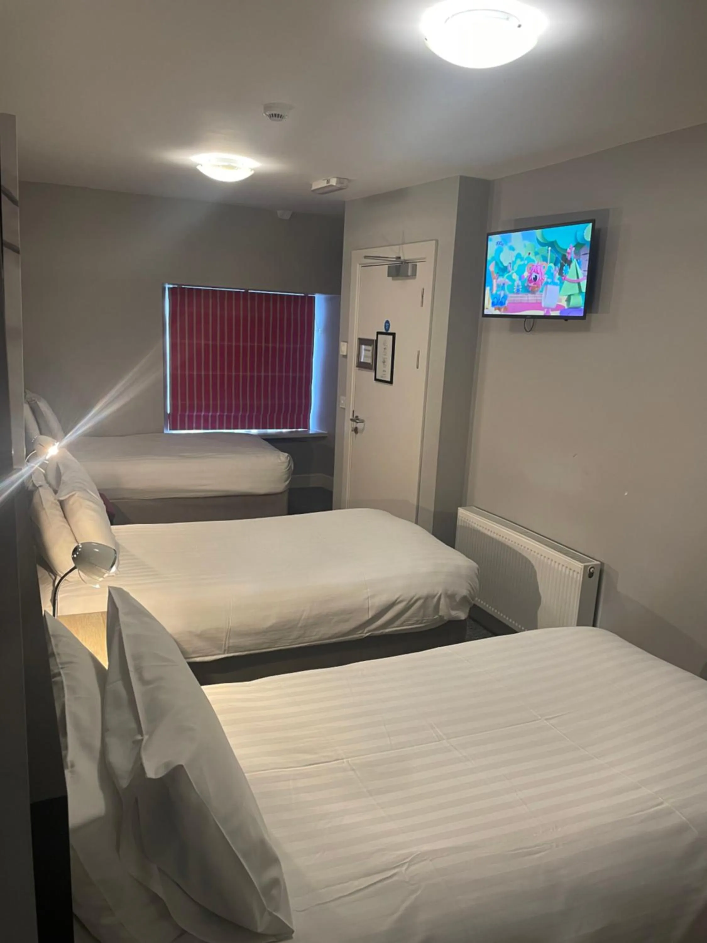 Bed in Behan's Horseshoe Bar & Restaurant