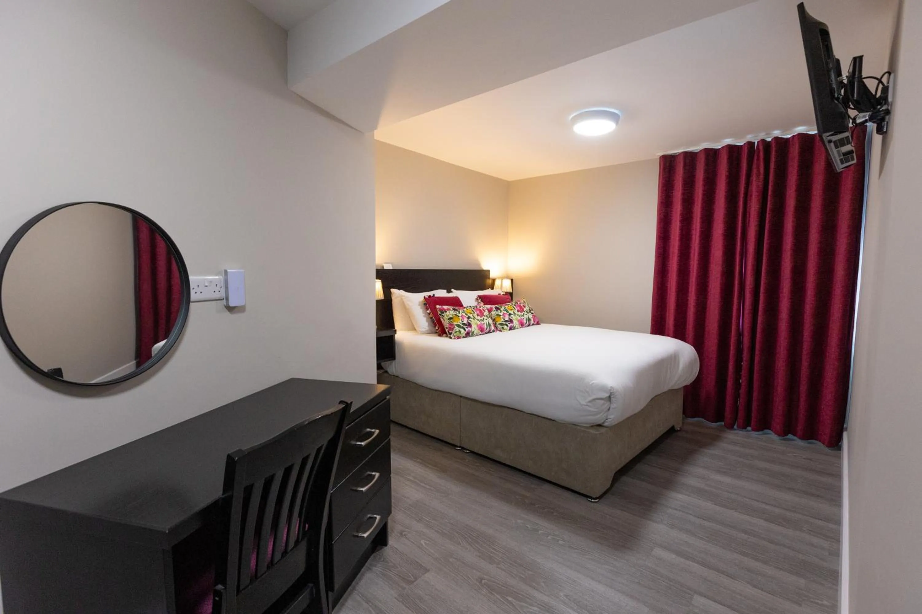 Bed in Behan's Horseshoe Bar & Restaurant