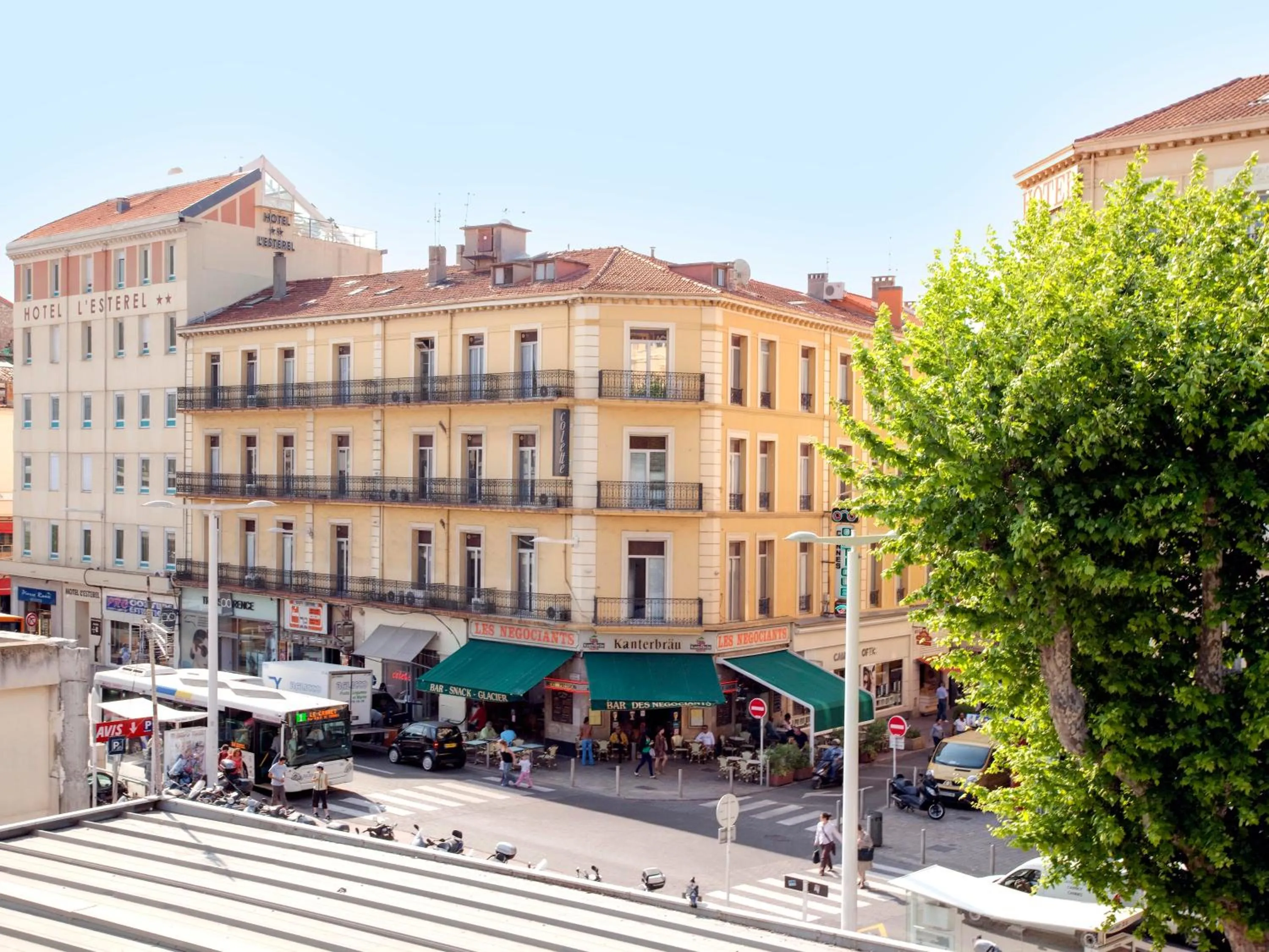 Facade/entrance in Hotel Colette