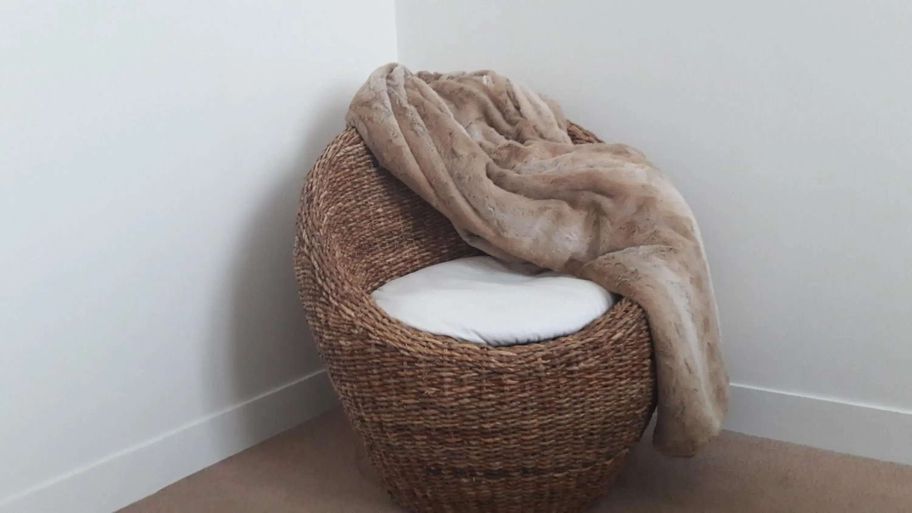 Bedroom in Hotel Les Aubépines Bedroom in Hotel Les Aubépines