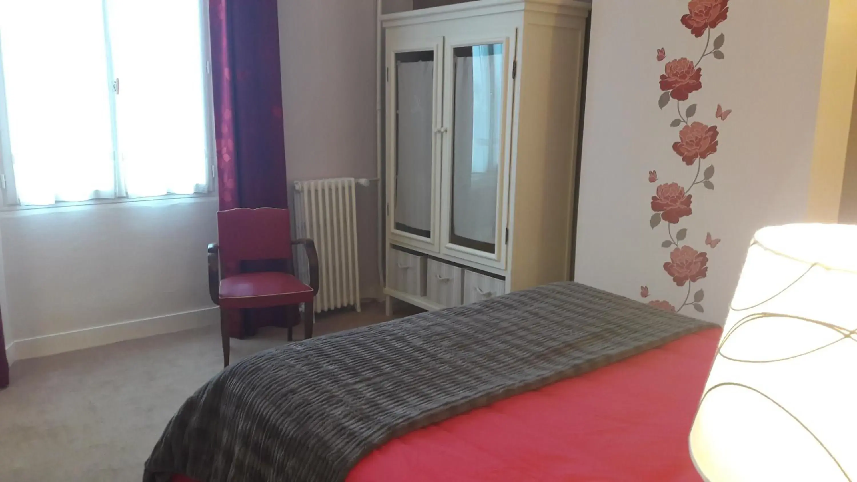 Photo of the whole room, Bed in Hotel Les Aubépines Photo of the whole room, Bed in Hotel Les Aubépines