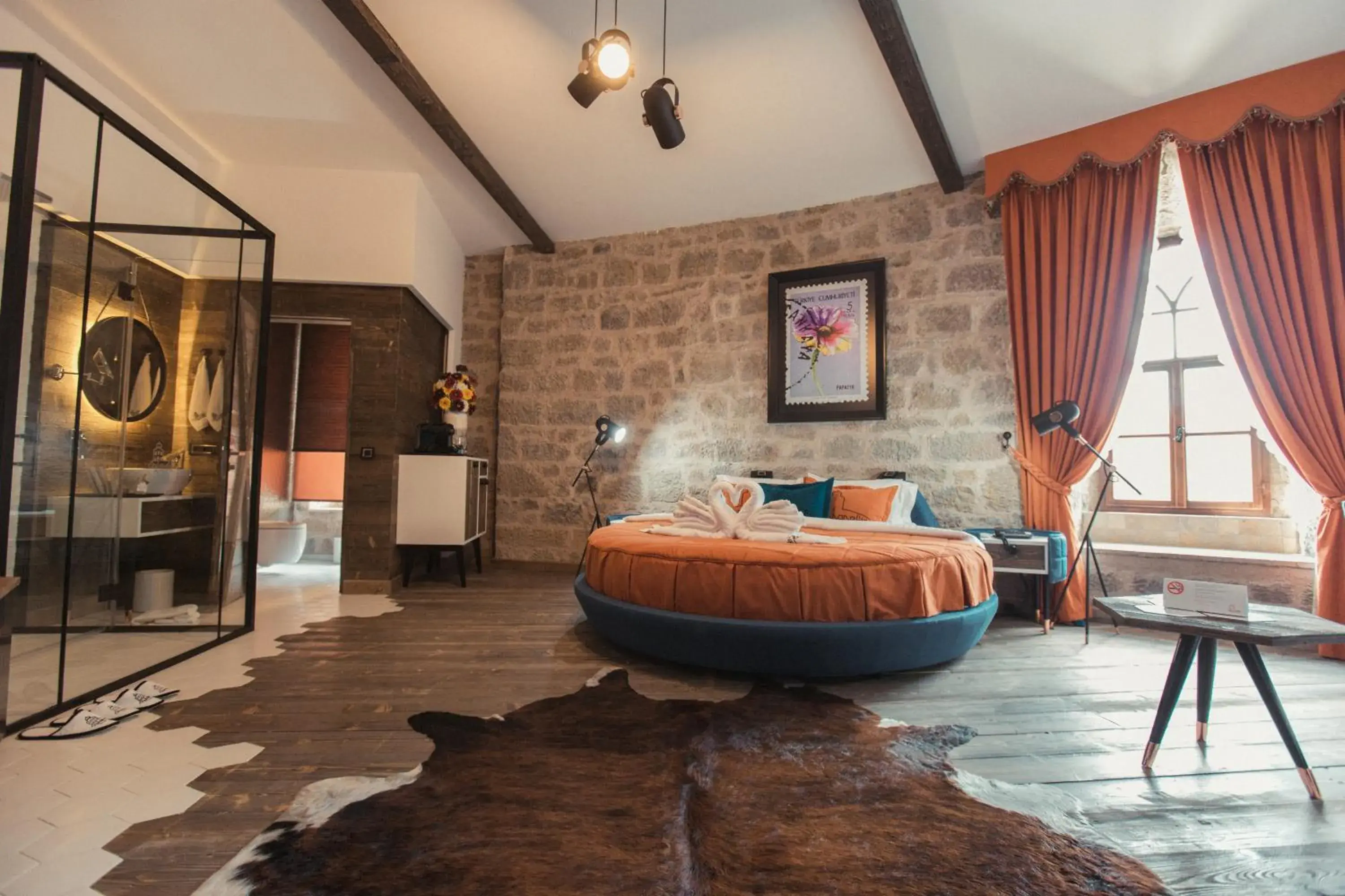 Photo of the whole room in Cephanelik Butik Hotel Photo of the whole room in Cephanelik Butik Hotel