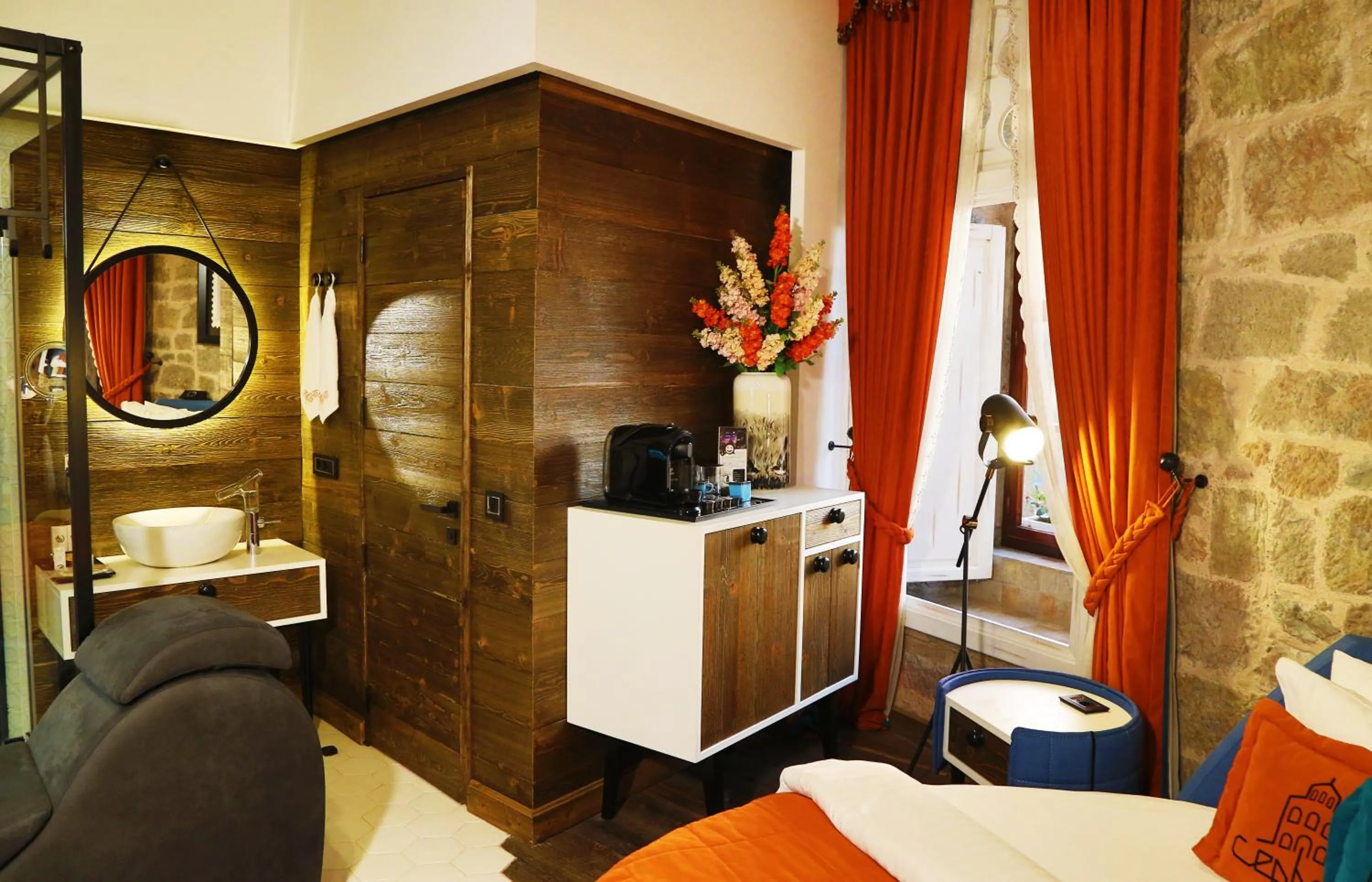 Coffee/tea facilities in Cephanelik Butik Hotel