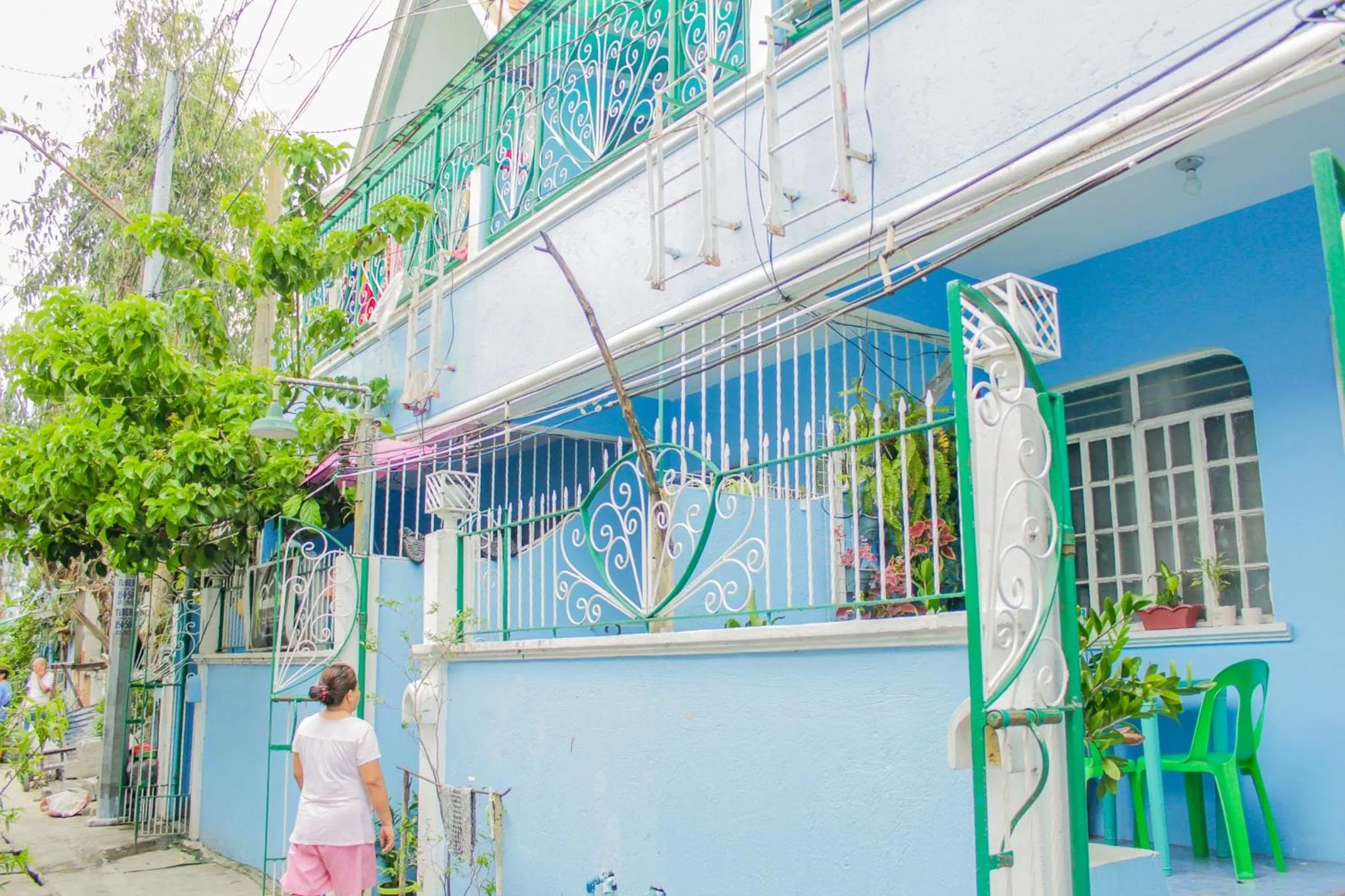 Property building in Backpackers Homestay - NomadsMNL