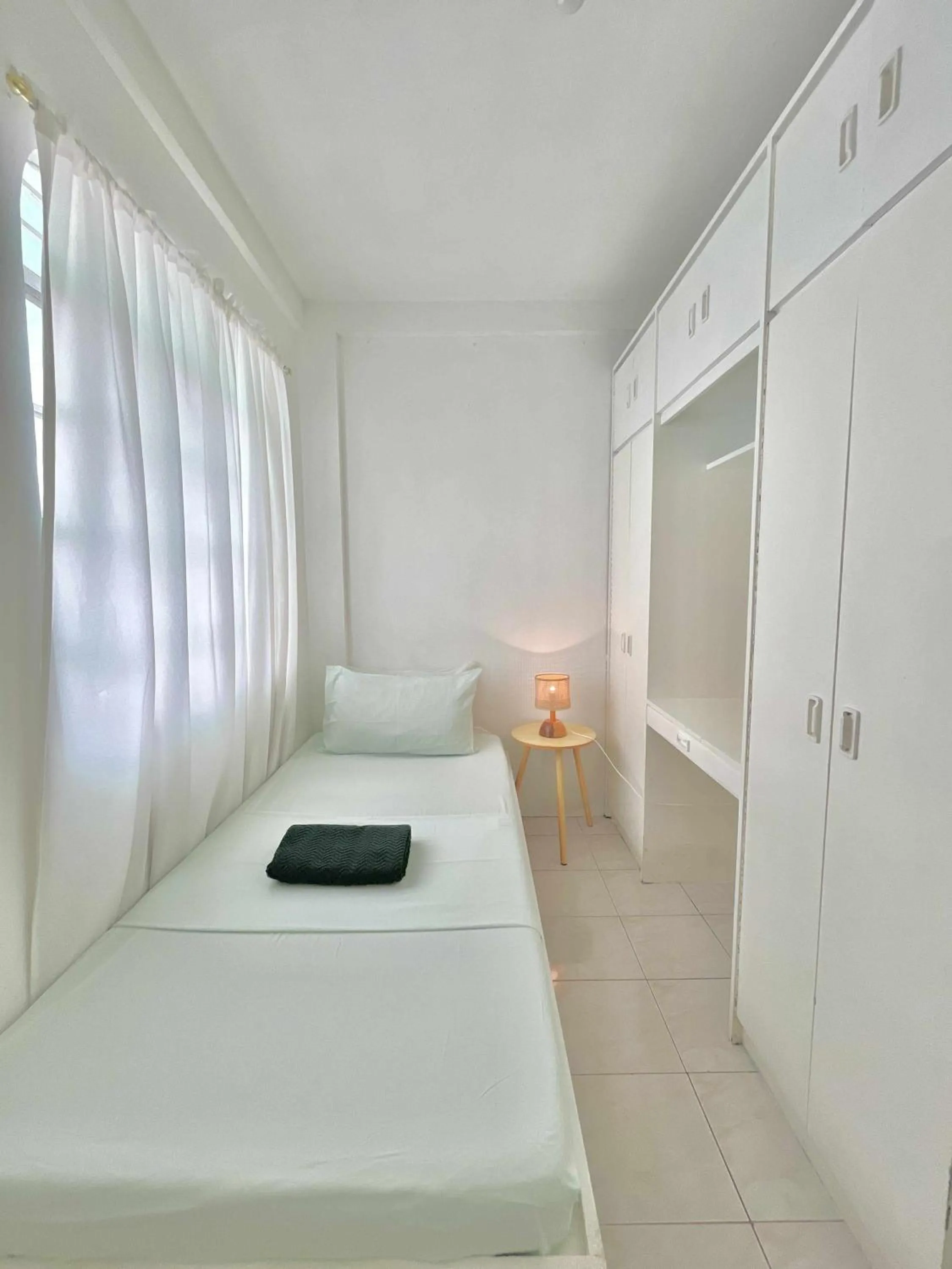 Bed in Nomads MNL Backpackers Homestay - near Airport