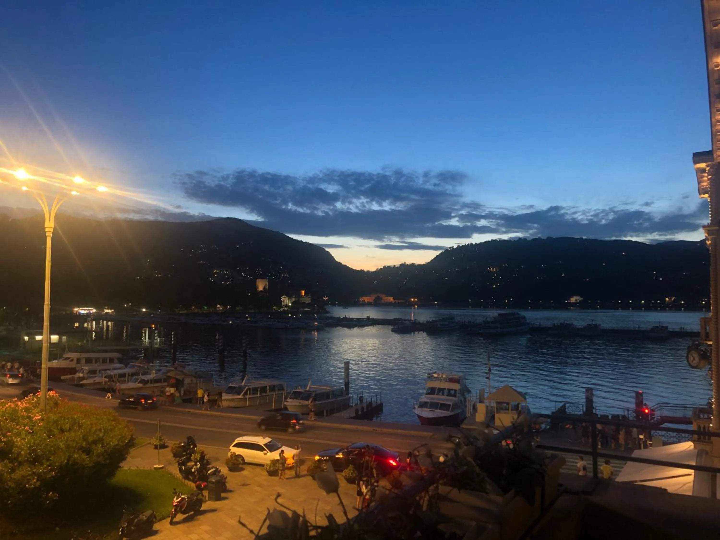Piazza Cavour - Luxury Lake View Apartment