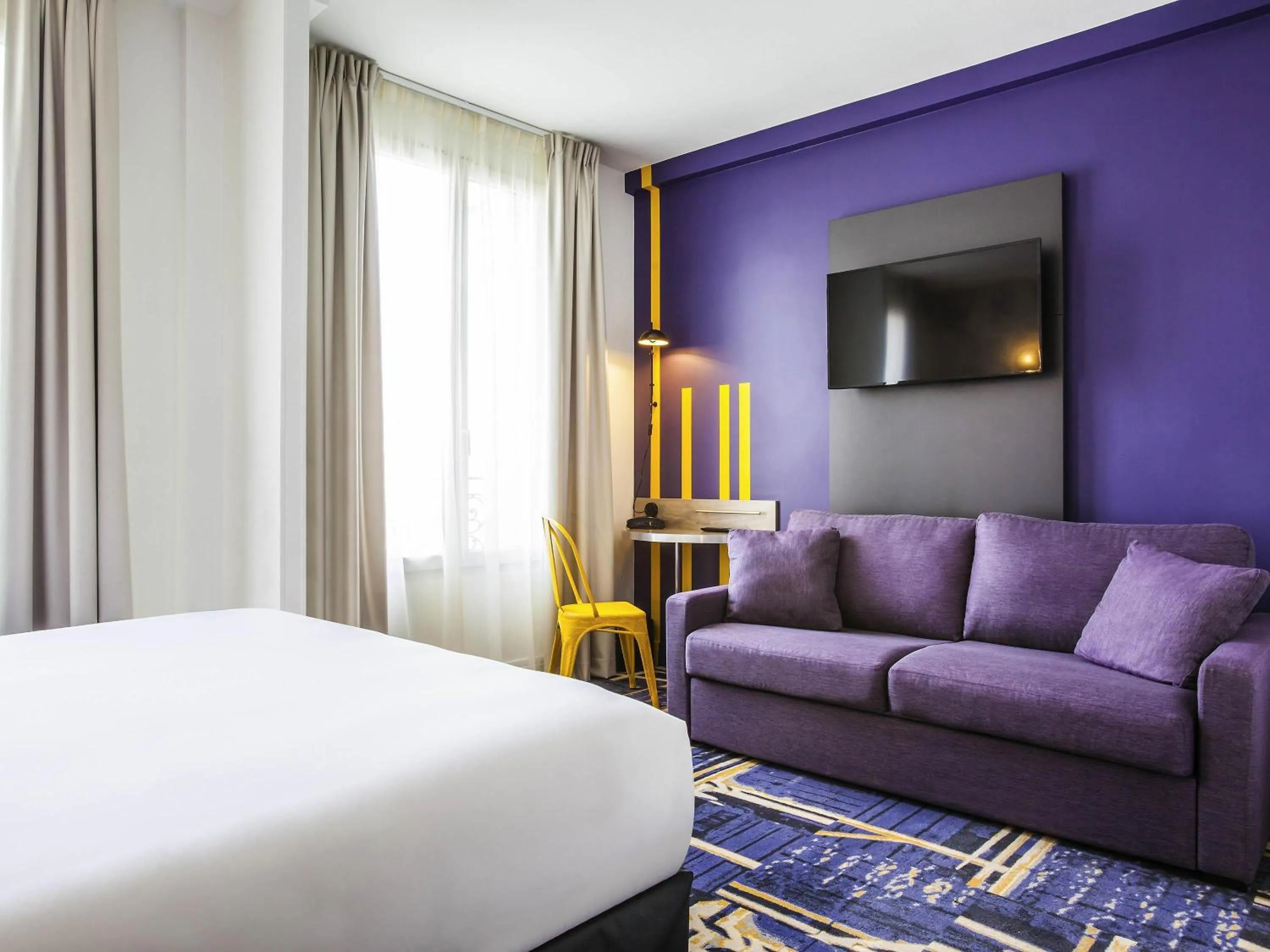 Bedroom, Bed in ibis Styles Paris Mairie De Clichy