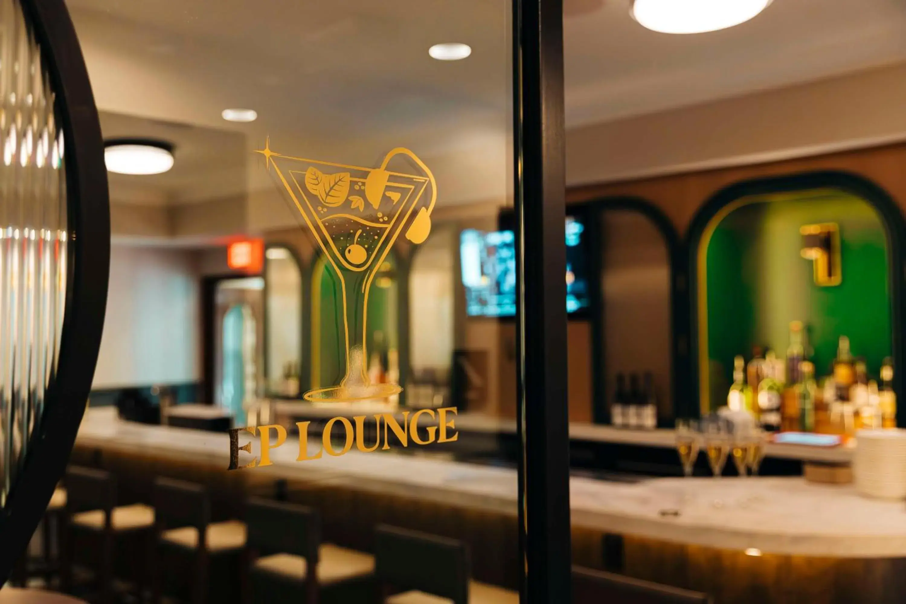 Restaurant/places to eat in Joinery Hotel Pittsburgh, Curio Collection by Hilton Restaurant/places to eat in Joinery Hotel Pittsburgh, Curio Collection by Hilton