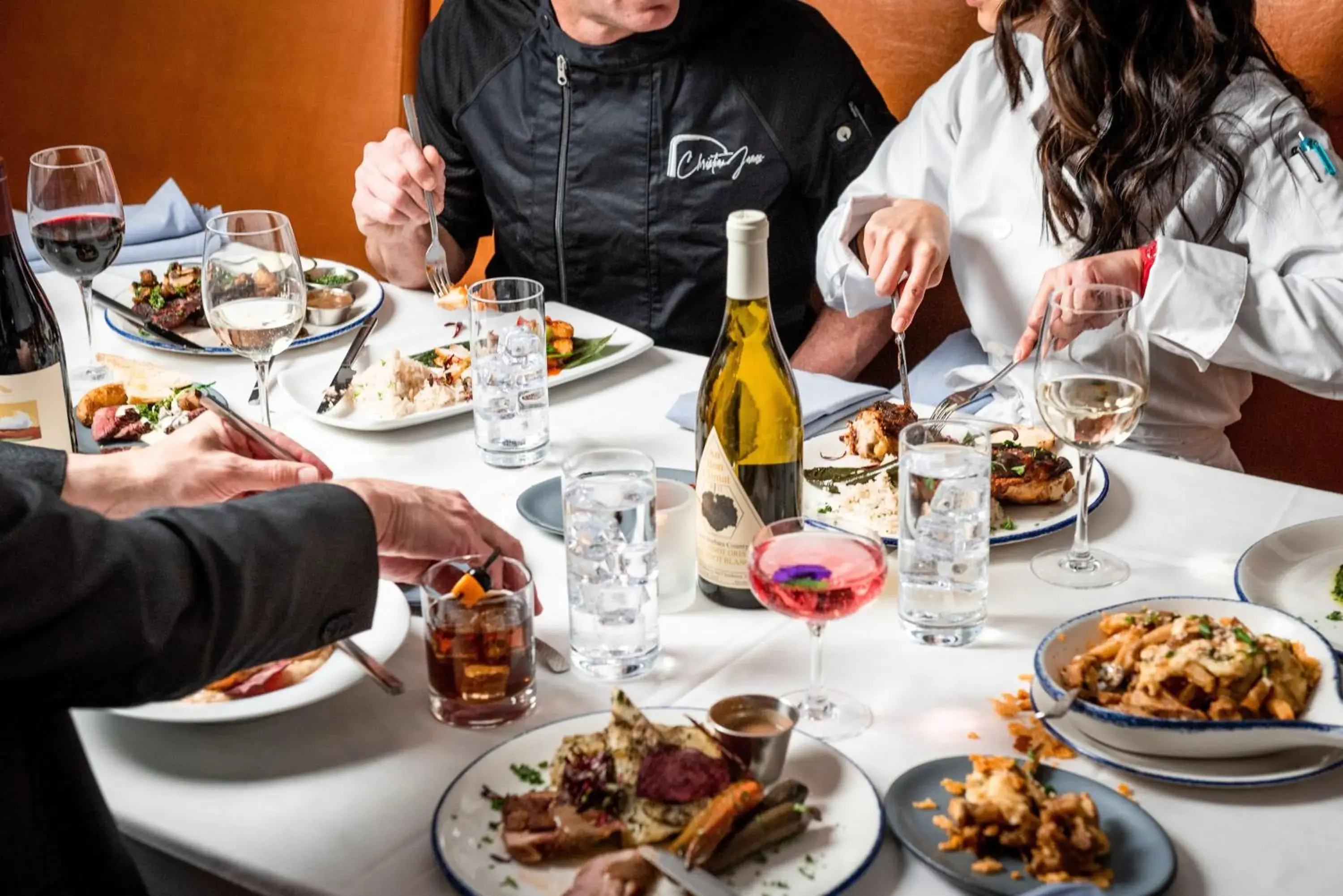 Restaurant/places to eat in Joinery Hotel Pittsburgh, Curio Collection by Hilton Restaurant/places to eat in Joinery Hotel Pittsburgh, Curio Collection by Hilton