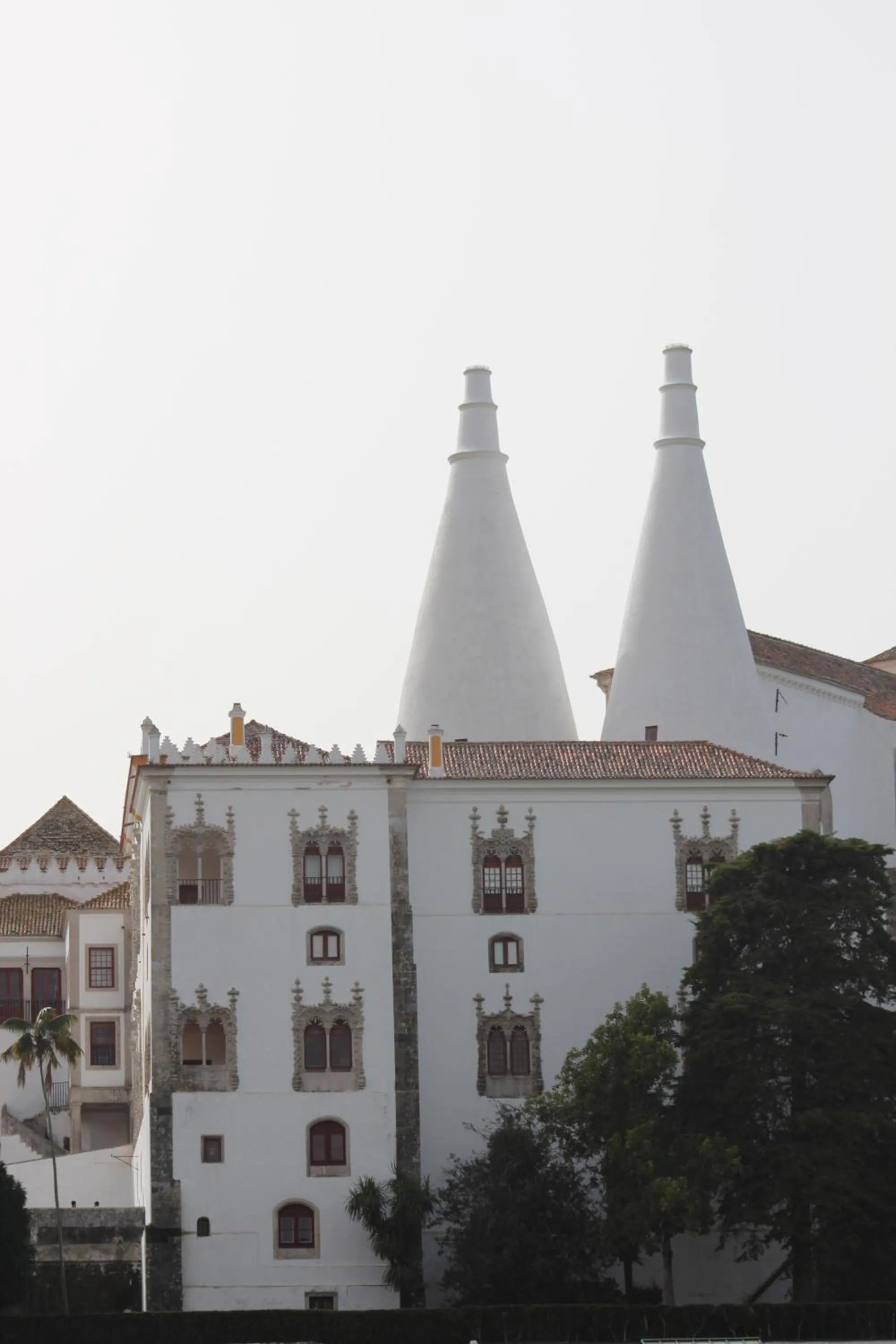 Landmark view in Cabriz White House
