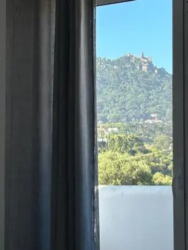 Cabriz White House Cabriz White House