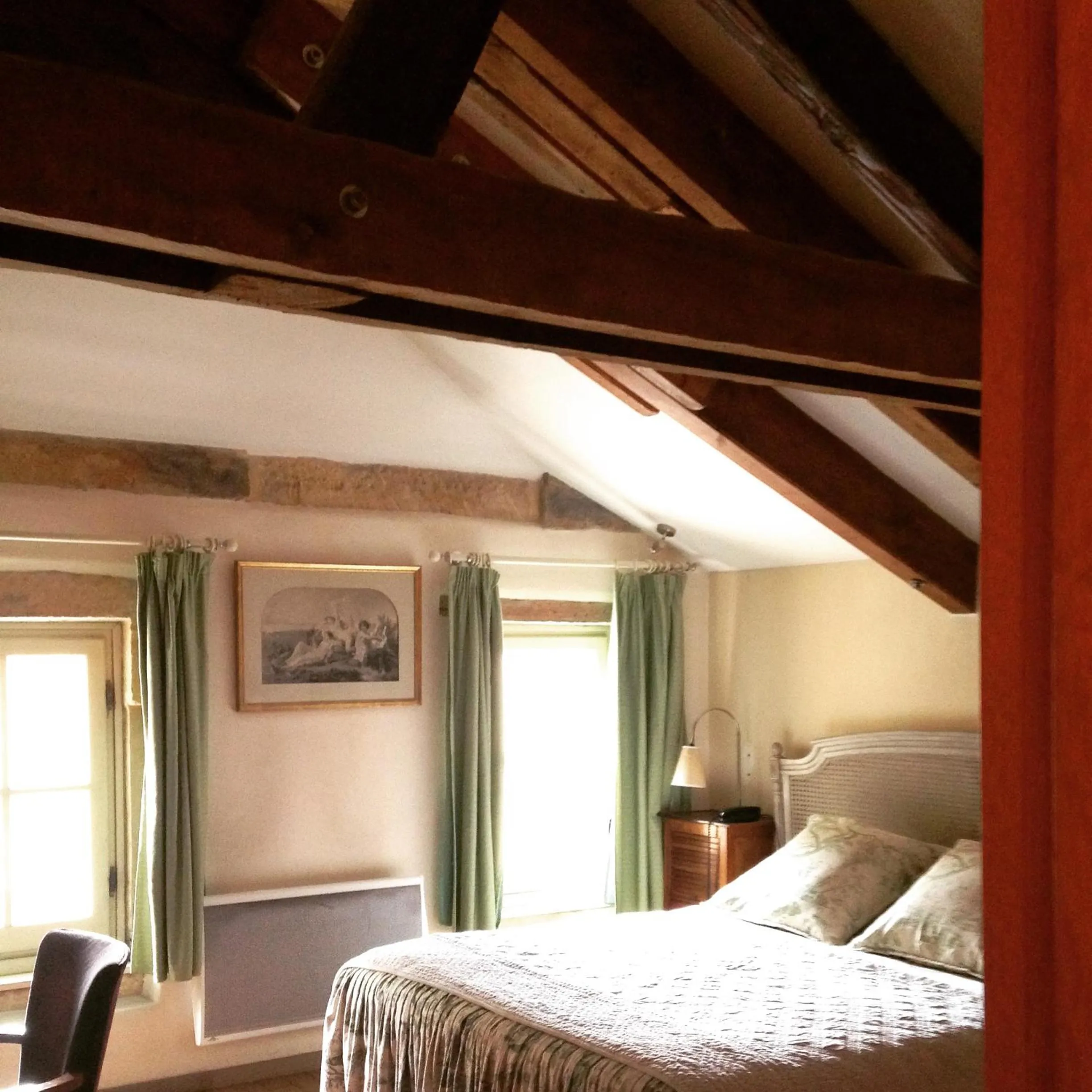 Bed in Hôtel de la Cathédrale Metz