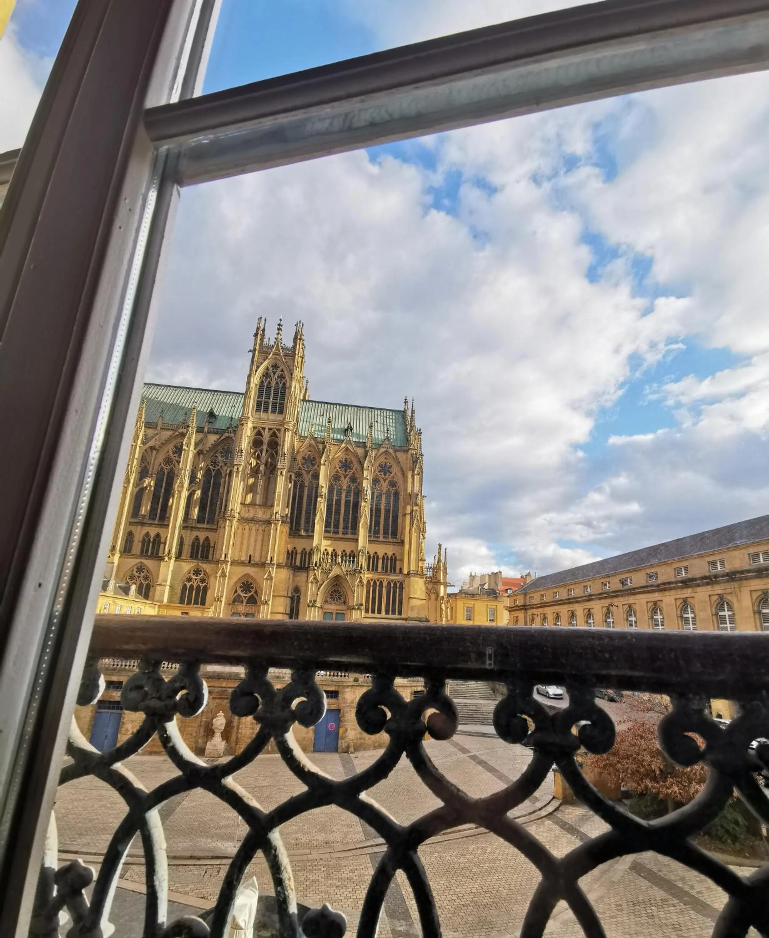 Landmark view in Hôtel de la Cathédrale Metz
