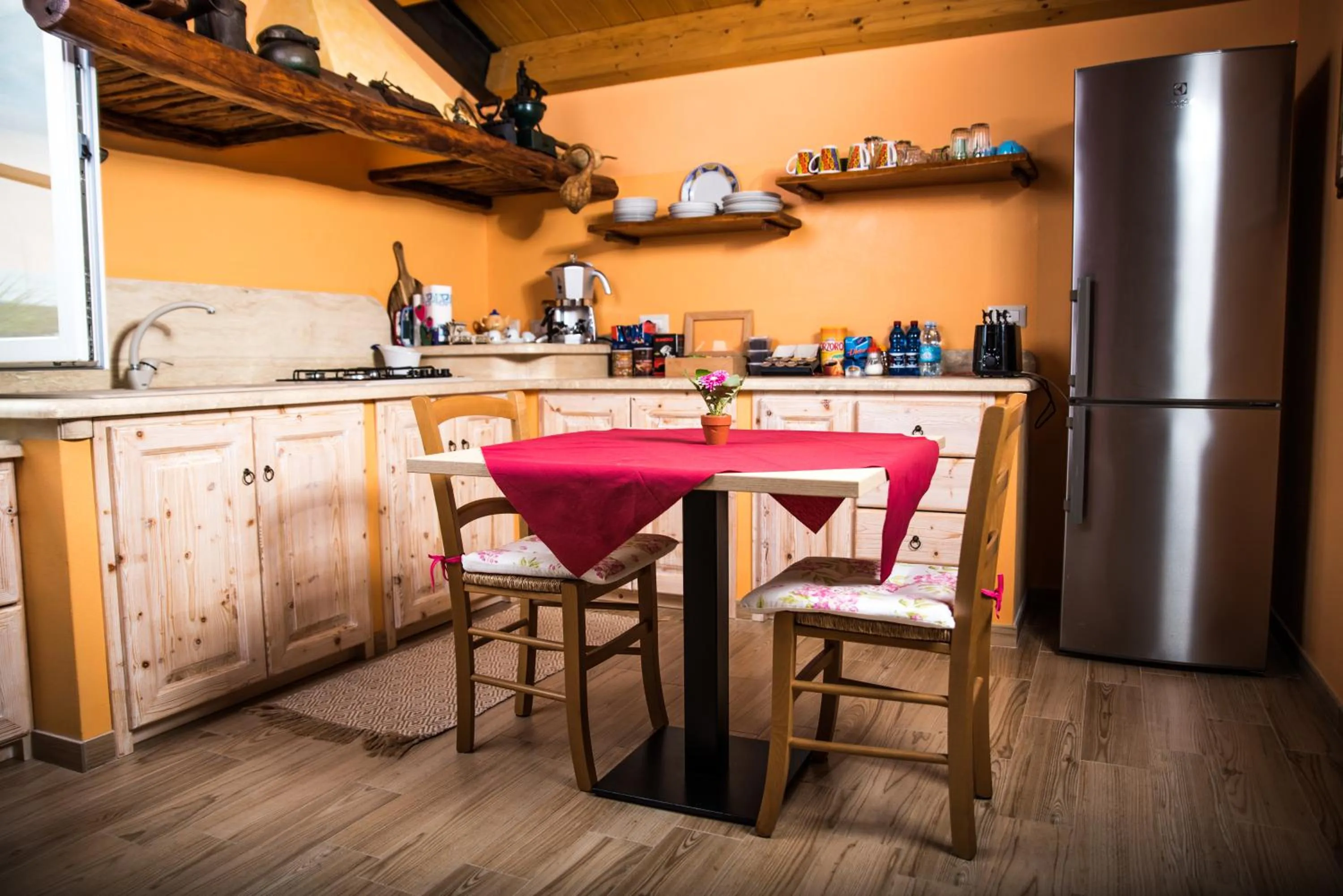 Communal kitchen in B&B Il Cenerino