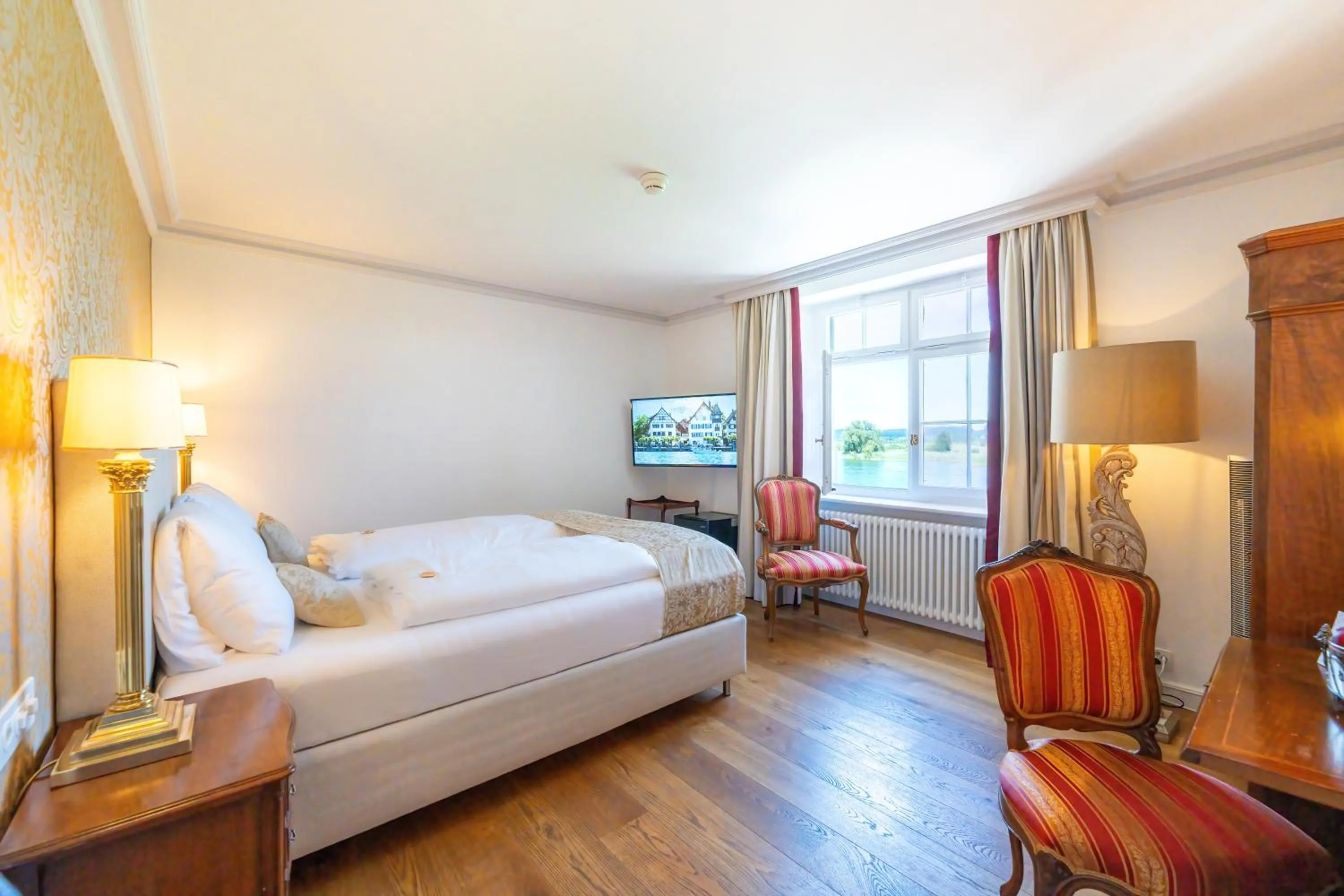 Bed in Hotel Porto Sofie Gottlieben