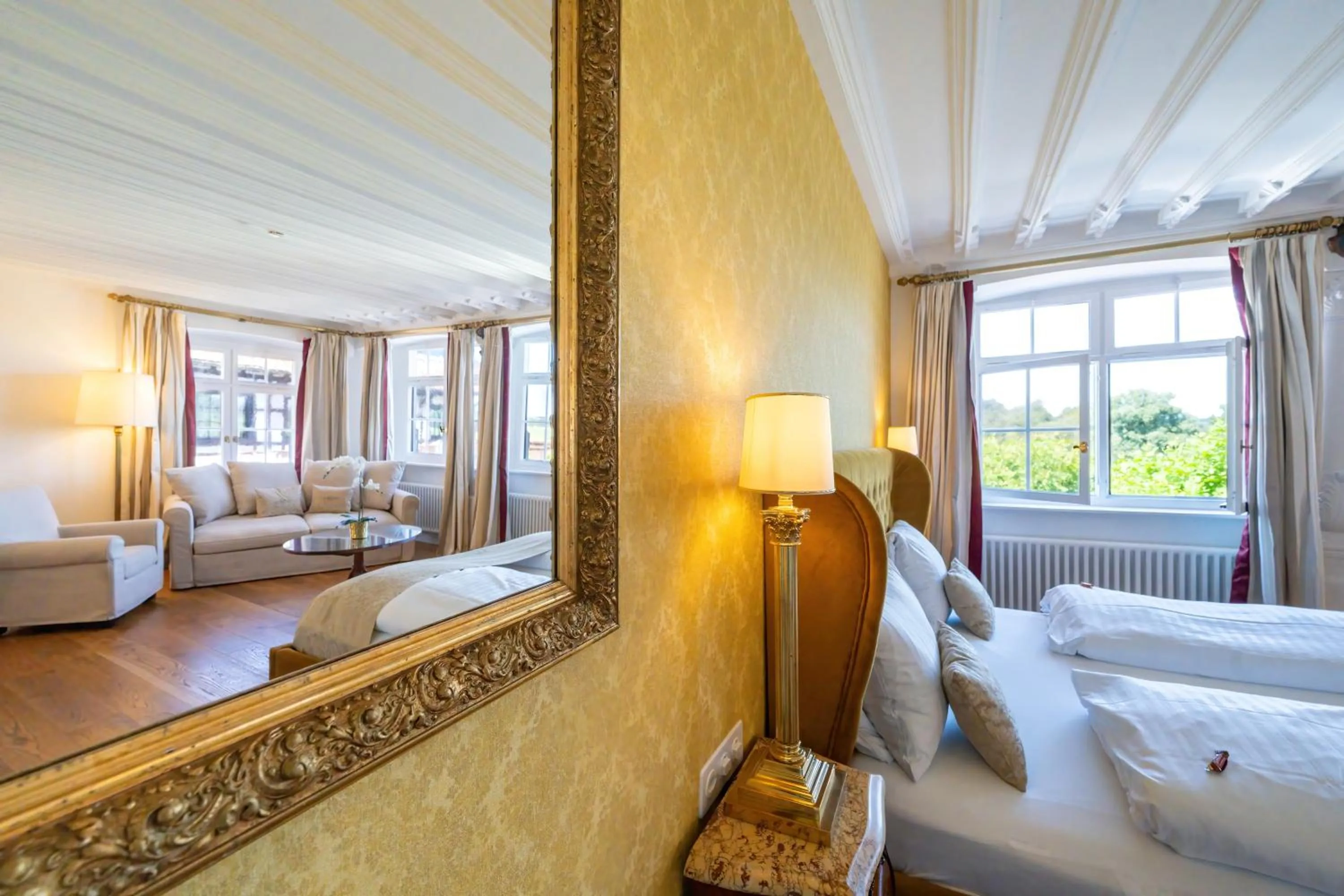 Bed in Hotel Porto Sofie Gottlieben