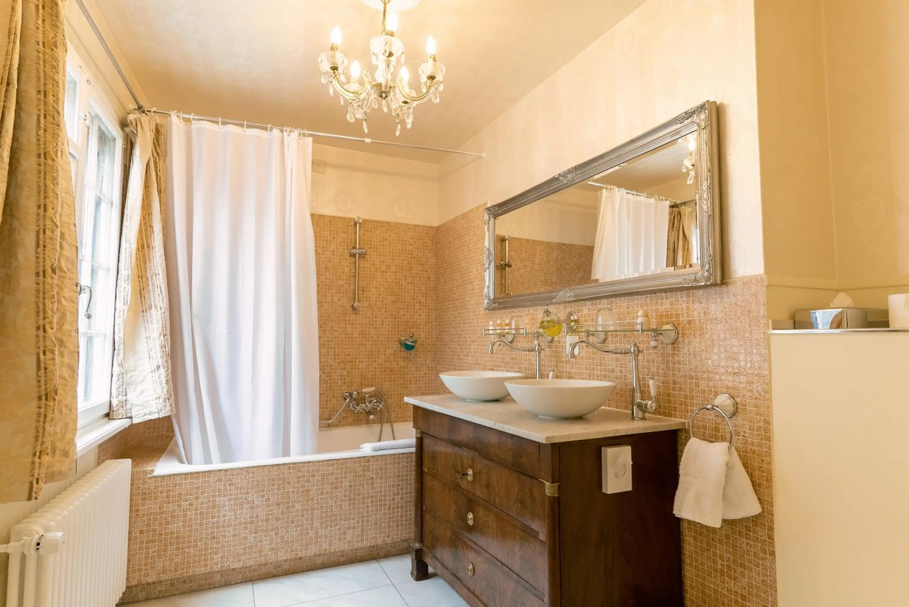 Shower in Hotel Porto Sofie Gottlieben